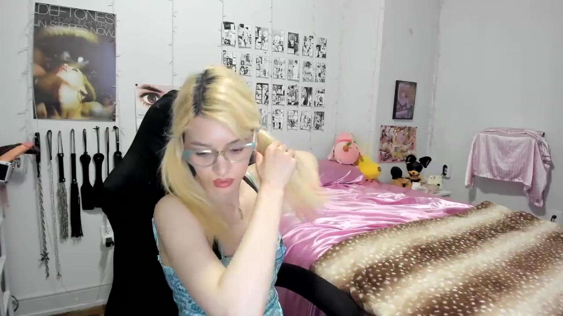 Gallery image thumbnail from AnnaTame's myfreecams stream on, 06/18/2025, 04:38 image 14 of 20