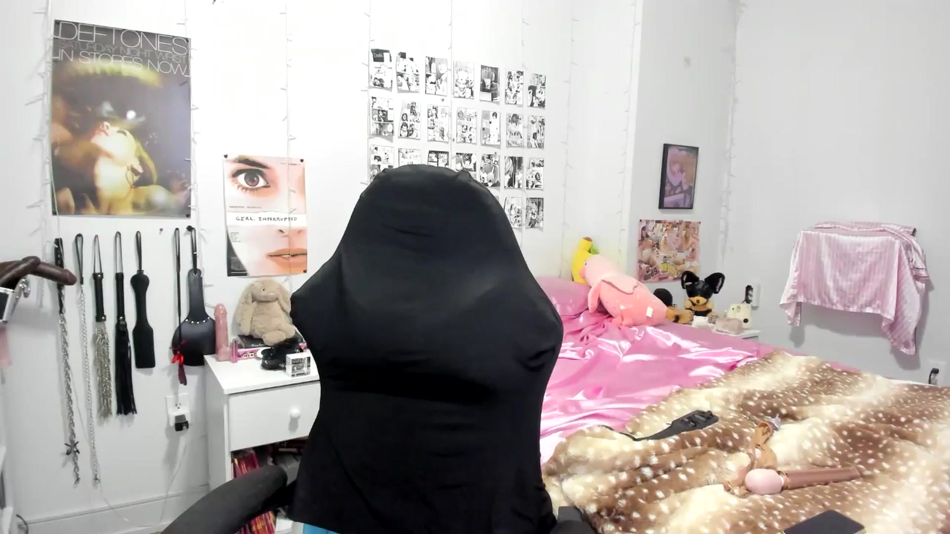 Gallery image thumbnail from AnnaTame's myfreecams stream on, 06/20/2025, 03:26 image 17 of 20
