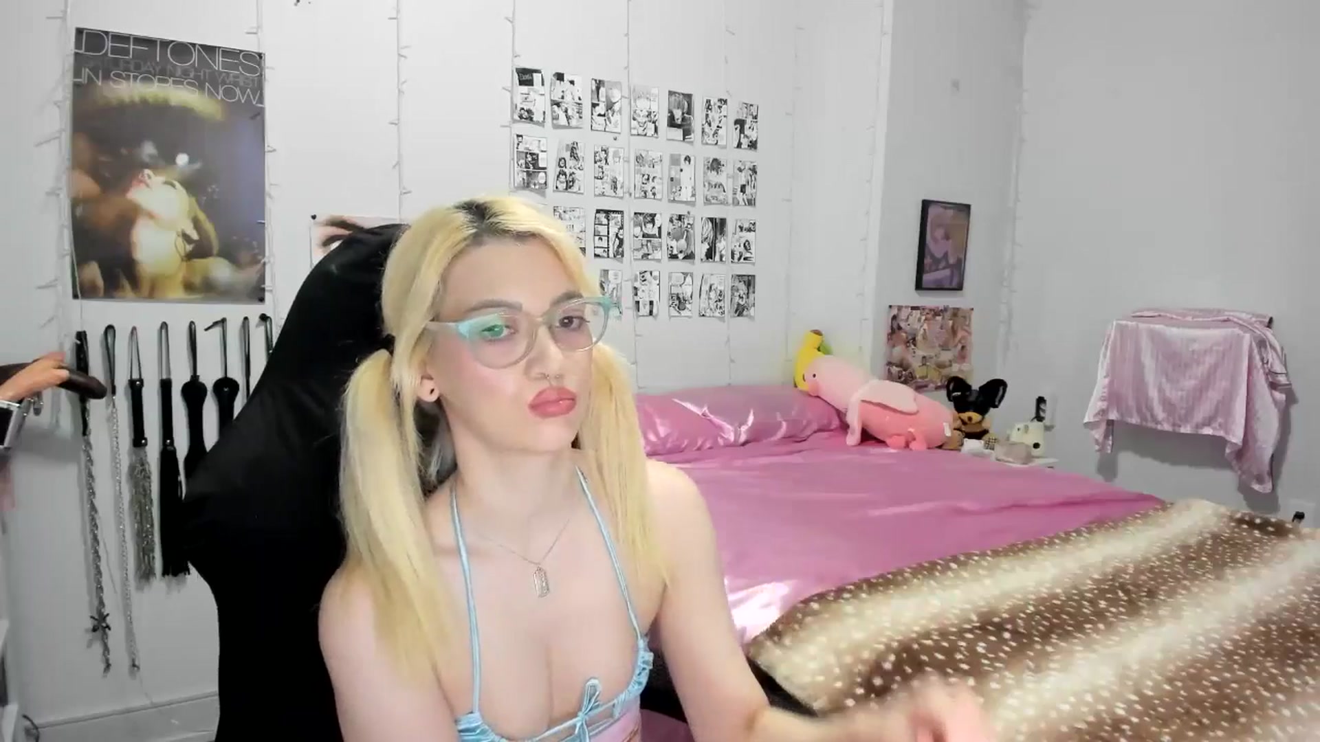 Gallery image thumbnail from AnnaTame's myfreecams stream on, 06/20/2025, 04:02 image 10 of 20