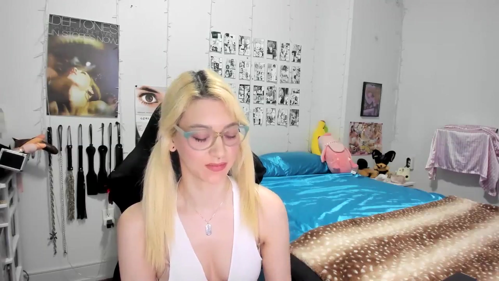 Gallery image thumbnail from AnnaTame's myfreecams stream on, 06/22/2025, 03:05 image 6 of 20