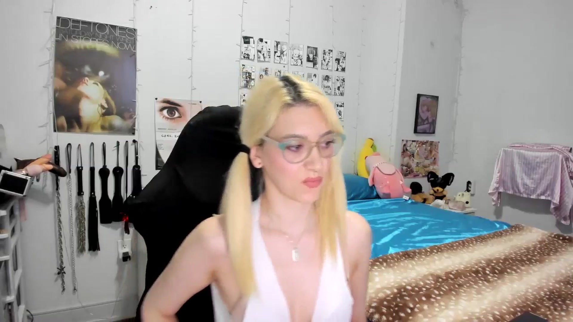 Gallery image thumbnail from AnnaTame's myfreecams stream on, 06/22/2025, 03:05 image 13 of 20