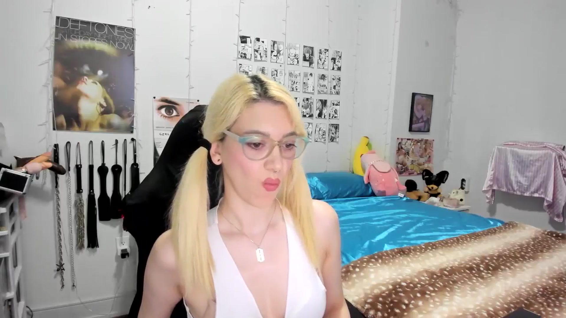 Gallery image thumbnail from AnnaTame's myfreecams stream on, 06/22/2025, 03:05 image 14 of 20