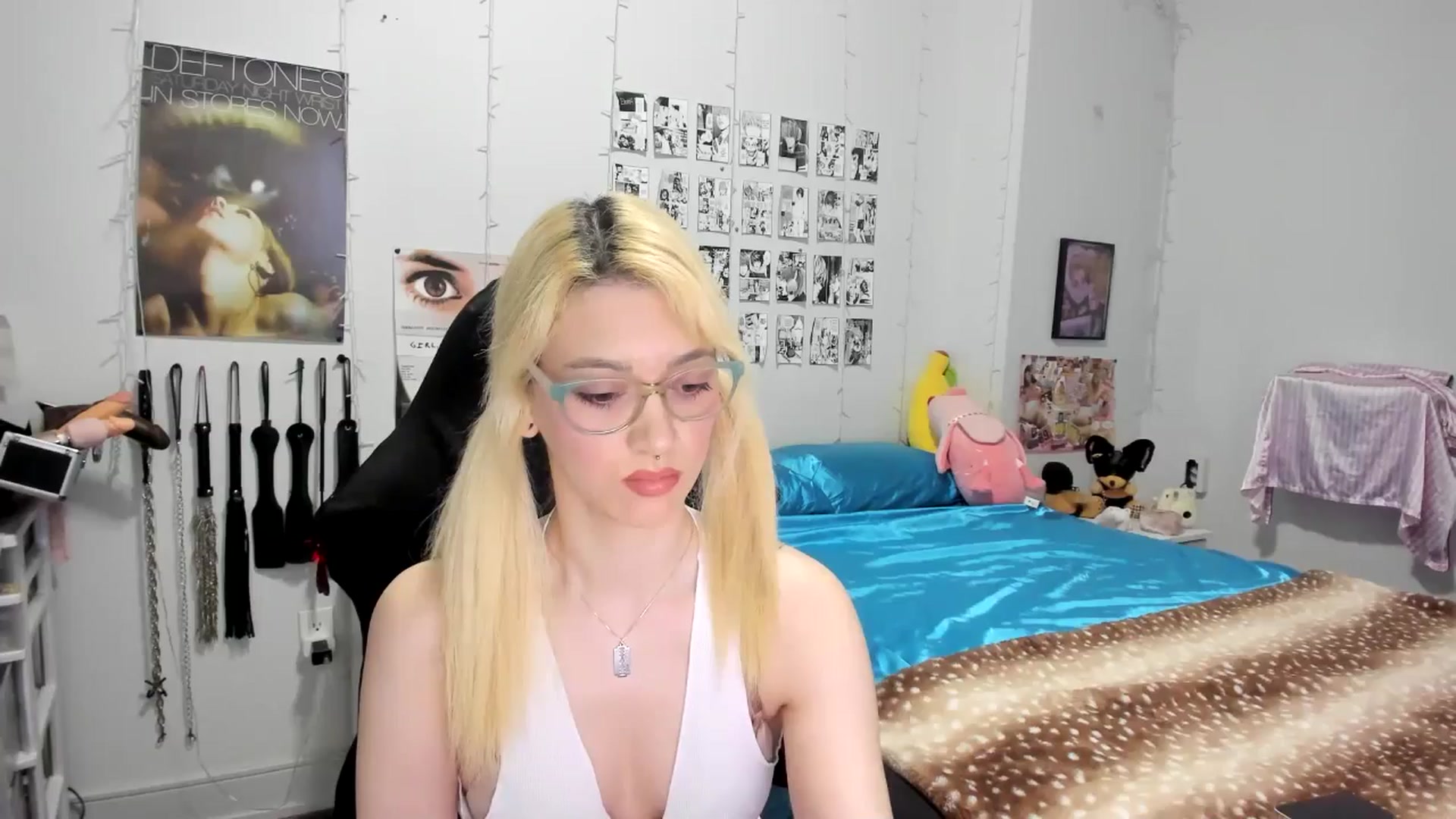 Gallery image thumbnail from AnnaTame's myfreecams stream on, 06/22/2025, 03:05 image 1 of 20