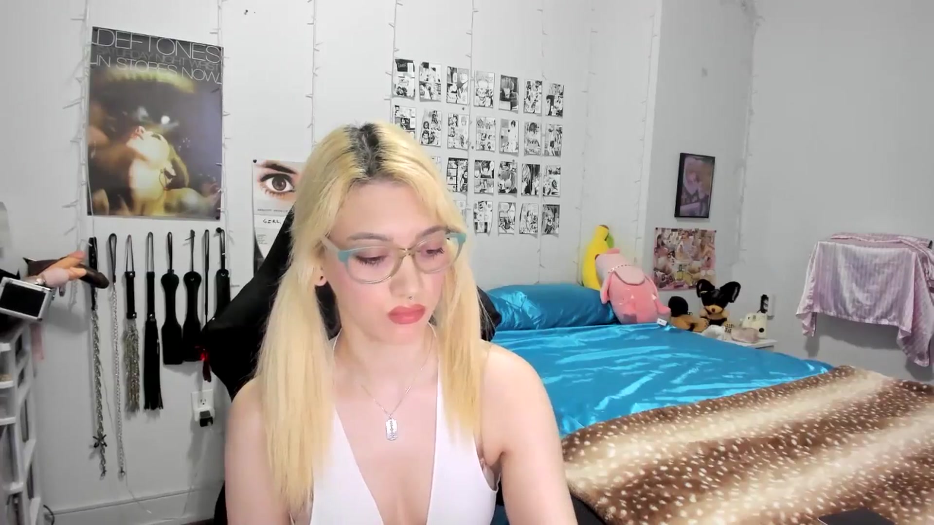 Gallery image thumbnail from AnnaTame's myfreecams stream on, 06/22/2025, 03:05 image 4 of 20