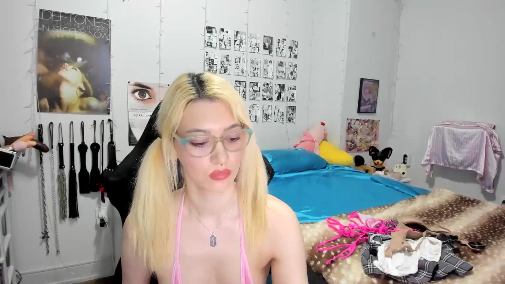 Gallery image thumbnail from AnnaTame's myfreecams stream on, 06/23/2025, 01:20 image 12 of 20