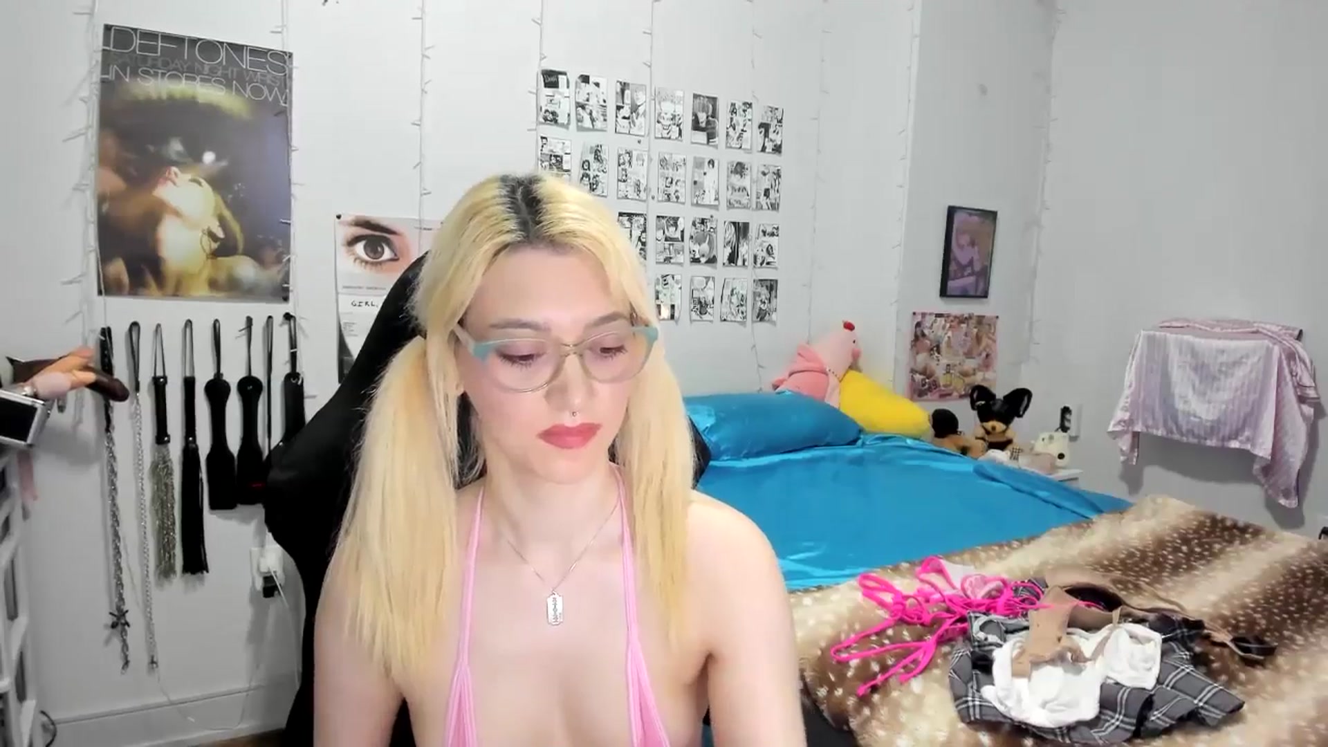 Gallery image thumbnail from AnnaTame's myfreecams stream on, 06/23/2025, 01:20 image 10 of 20