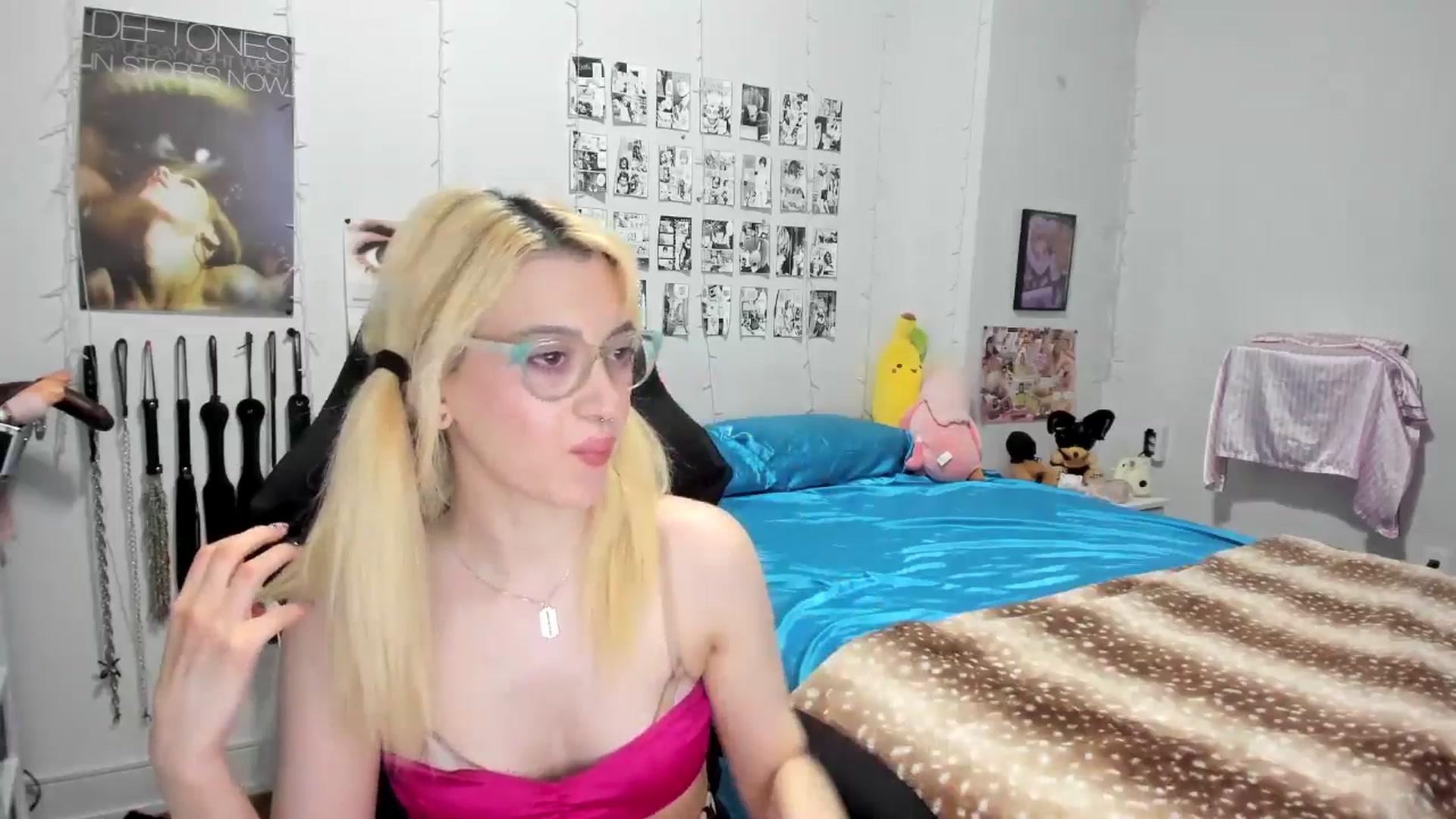 Gallery image thumbnail from AnnaTame's myfreecams stream on, 06/25/2025, 04:15 image 10 of 20