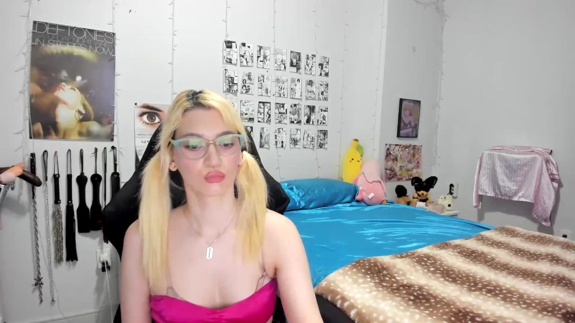 Gallery image thumbnail from AnnaTame's myfreecams stream on, 06/25/2025, 04:15 image 4 of 20