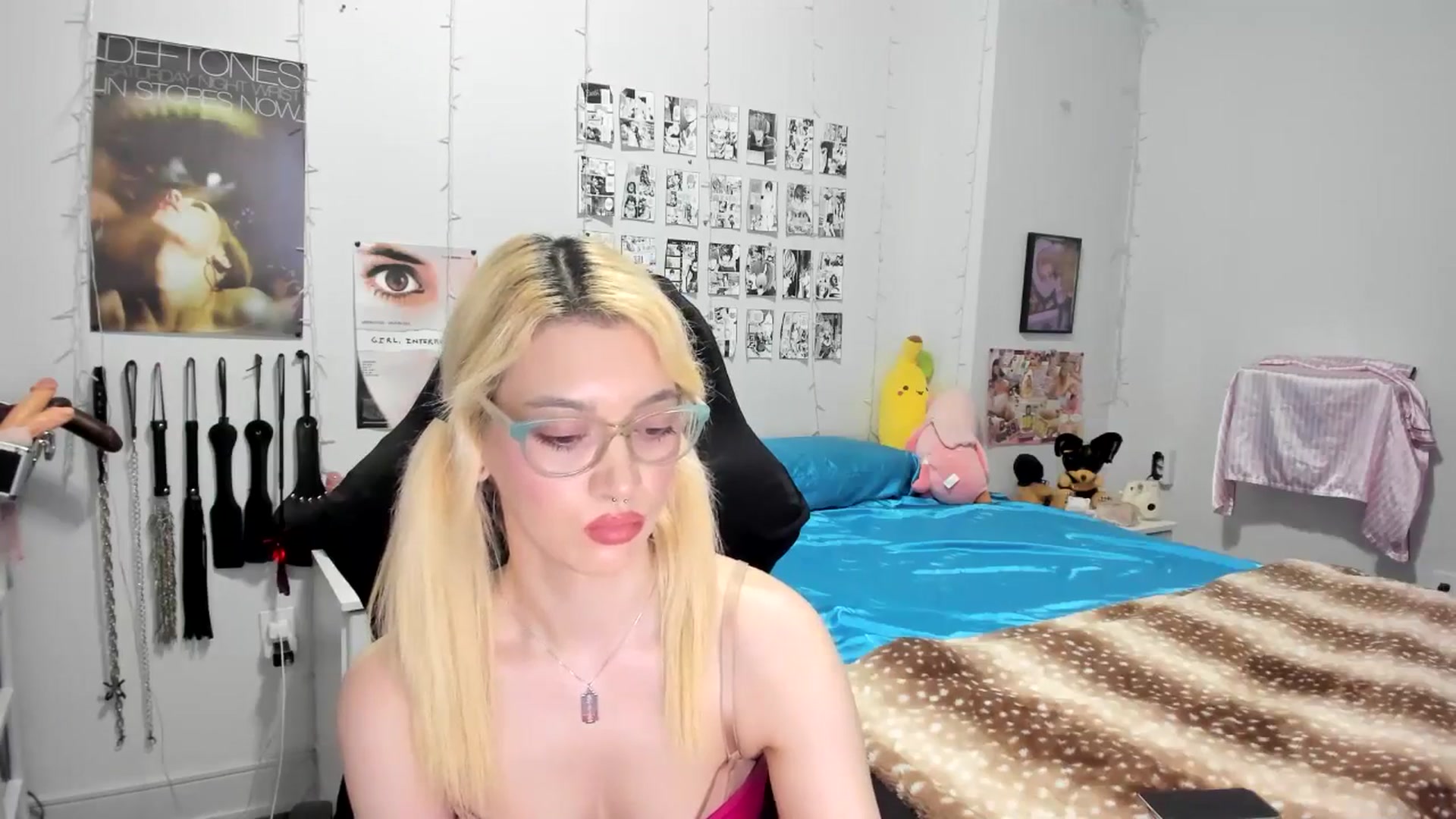 Gallery image thumbnail from AnnaTame's myfreecams stream on, 06/25/2025, 04:55 image 5 of 20