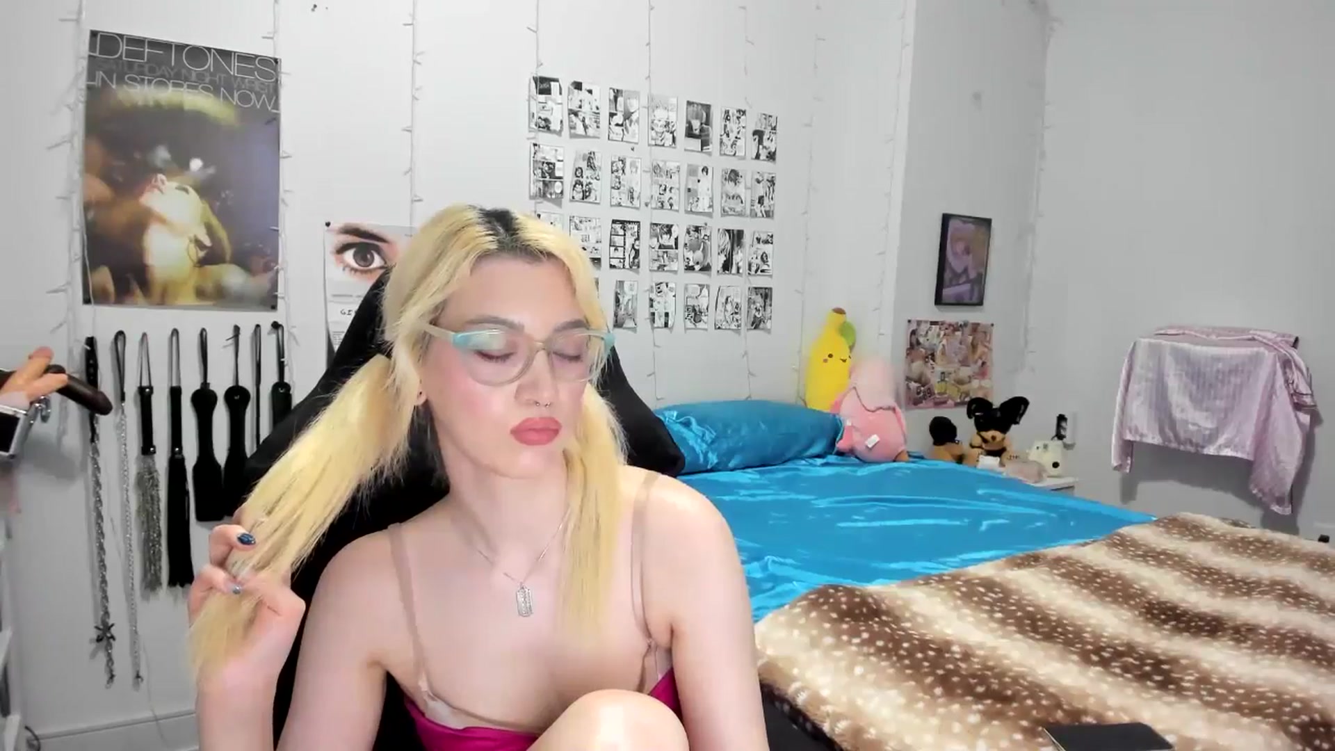 Gallery image thumbnail from AnnaTame's myfreecams stream on, 06/25/2025, 04:55 image 10 of 20