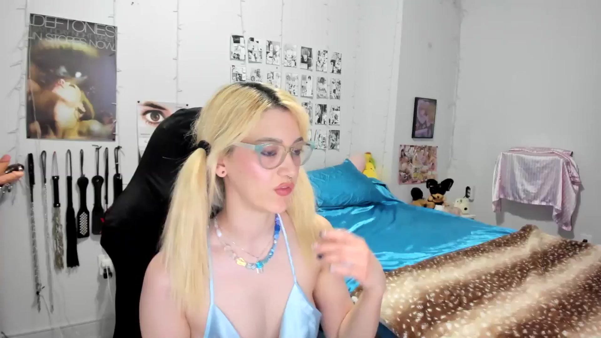 Gallery image thumbnail from AnnaTame's myfreecams stream on, 06/30/2025, 04:05 image 15 of 20