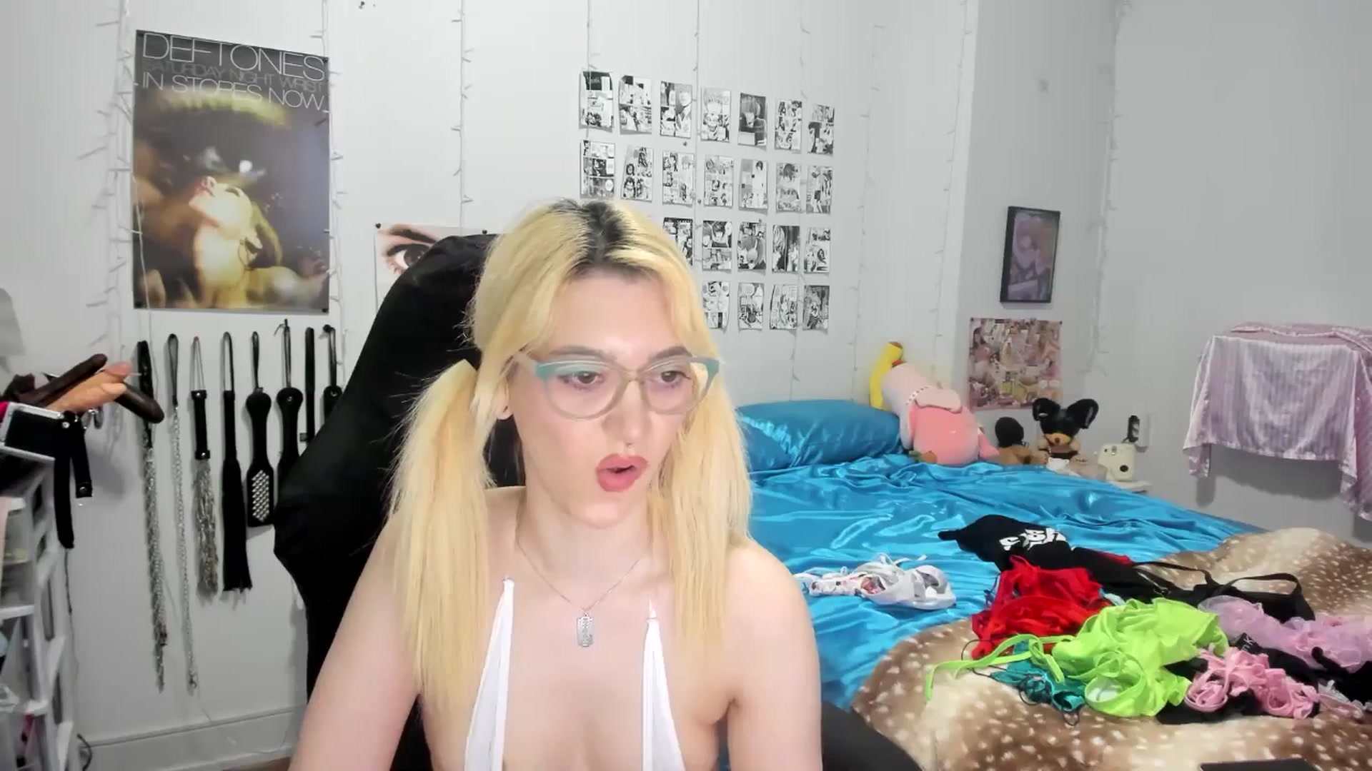 Gallery image thumbnail from AnnaTame's myfreecams stream on, 07/05/2025, 08:15 image 2 of 20
