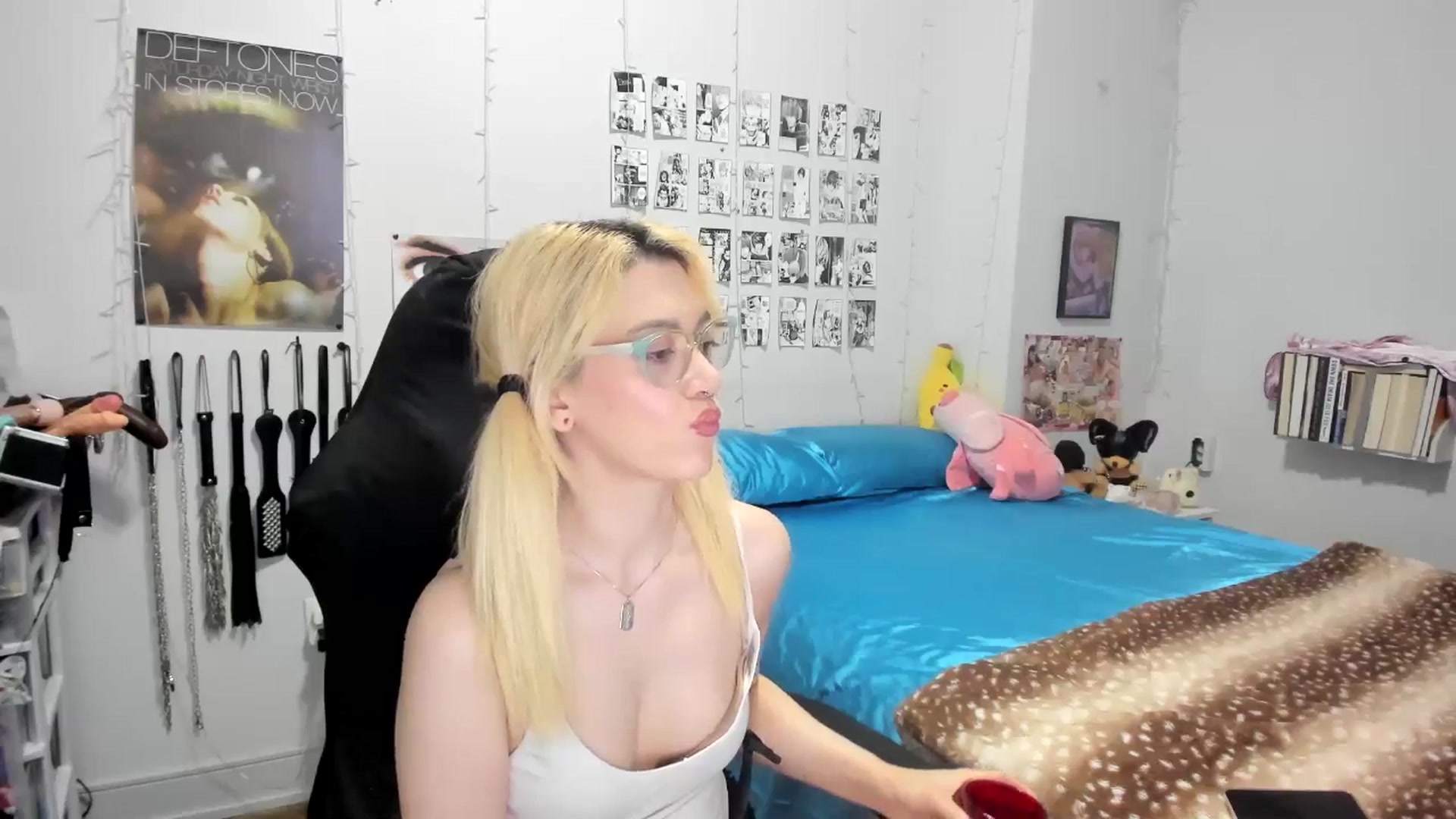 Gallery image thumbnail from AnnaTame's myfreecams stream on, 07/08/2025, 05:00 image 19 of 20