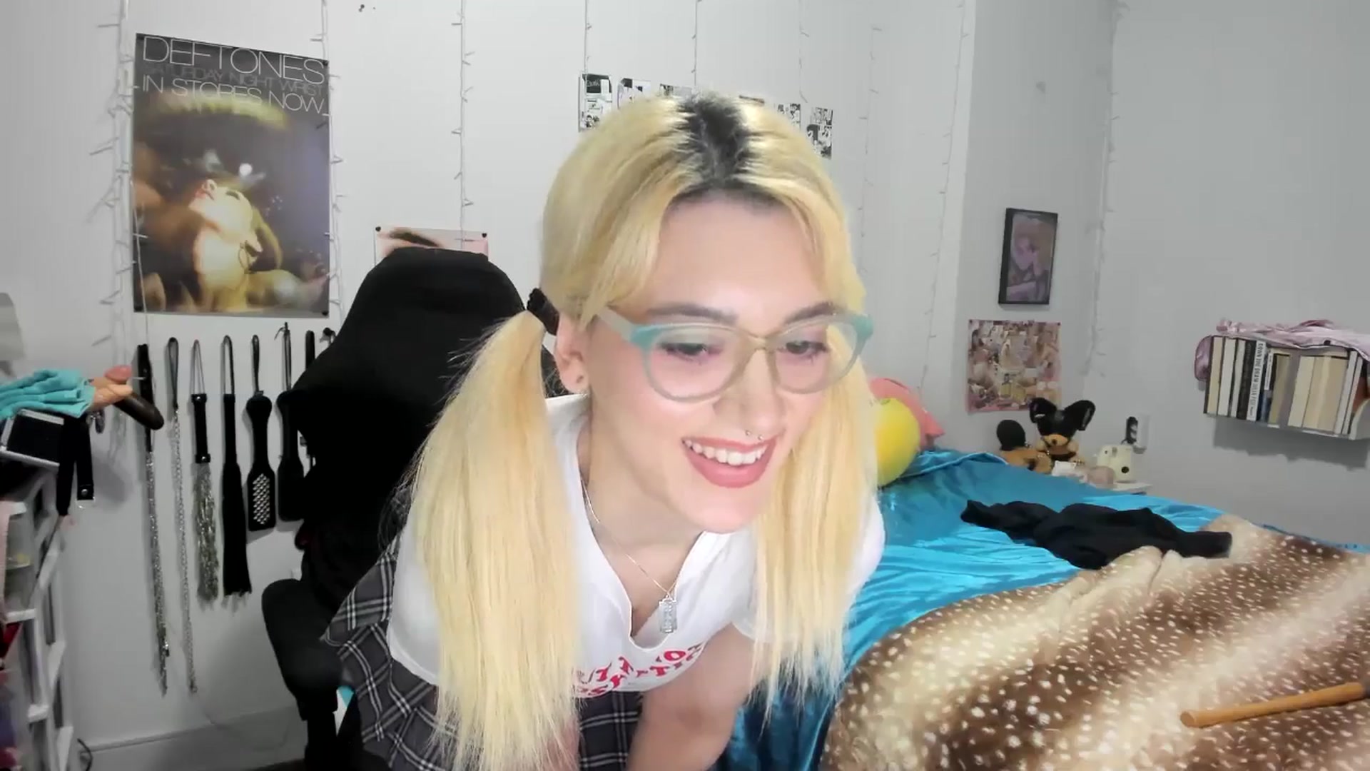 Gallery image thumbnail from AnnaTame's myfreecams stream on, 07/09/2025, 10:09 image 4 of 20