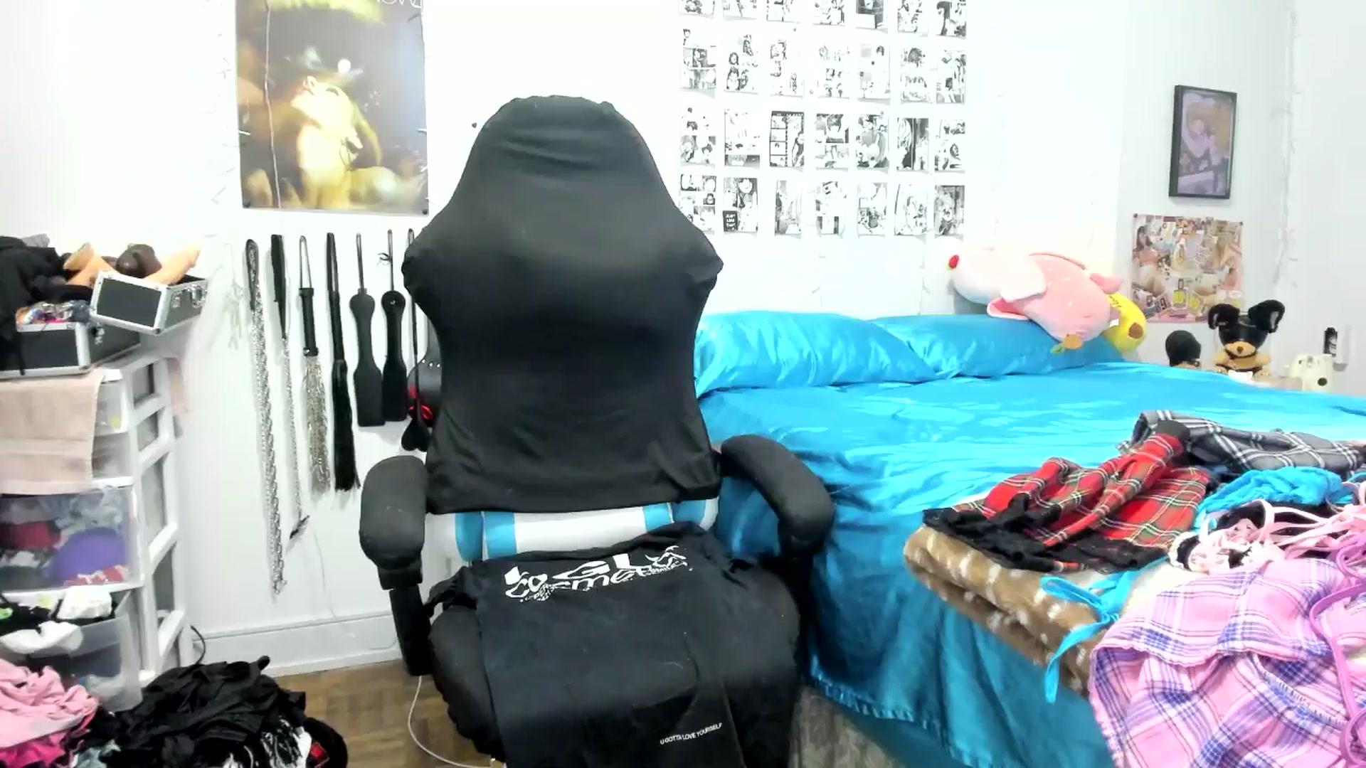 Gallery image thumbnail from AnnaTame's myfreecams stream on, 07/16/2025, 06:43 image 14 of 20