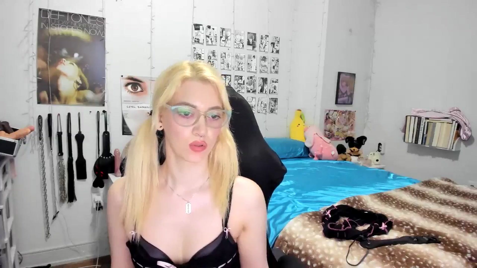 Gallery image thumbnail from AnnaTame's myfreecams stream on, 07/17/2025, 06:06 image 15 of 20