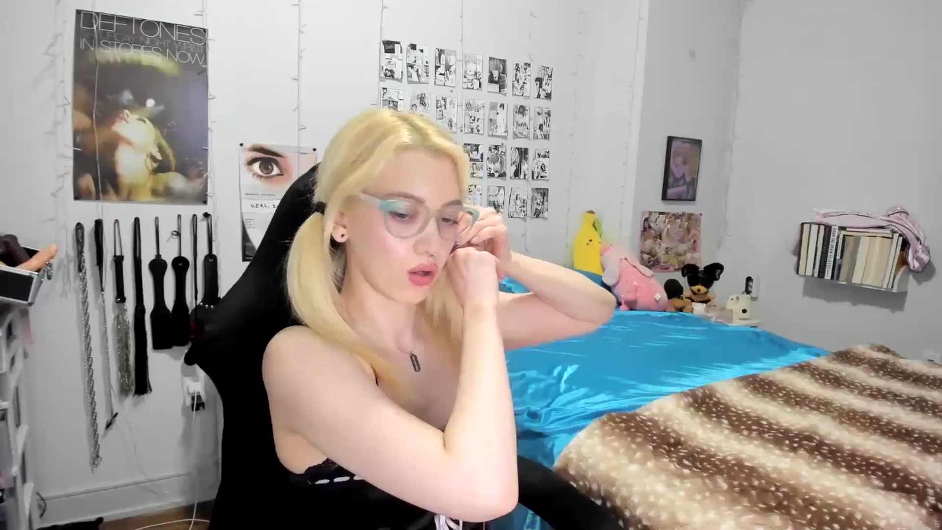 Gallery image thumbnail from AnnaTame's myfreecams stream on, 07/17/2025, 06:06 image 10 of 20
