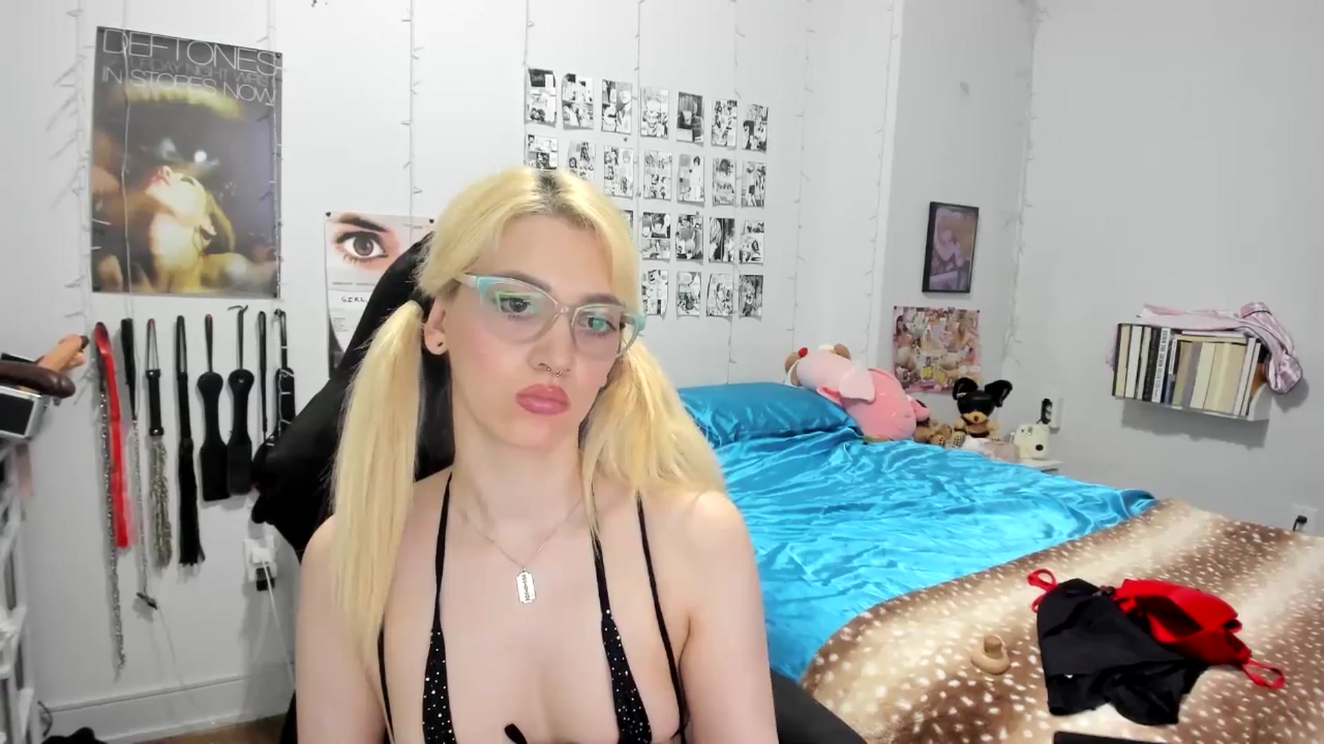 Gallery image thumbnail from AnnaTame's myfreecams stream on, 08/03/2025, 06:33 image 9 of 20