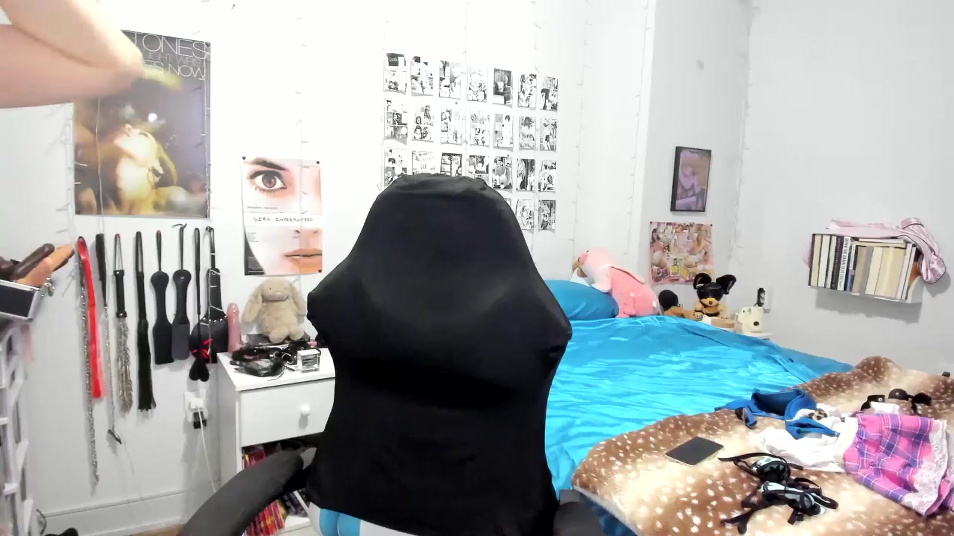 Gallery image thumbnail from AnnaTame's myfreecams stream on, 08/04/2025, 05:27 image 8 of 20