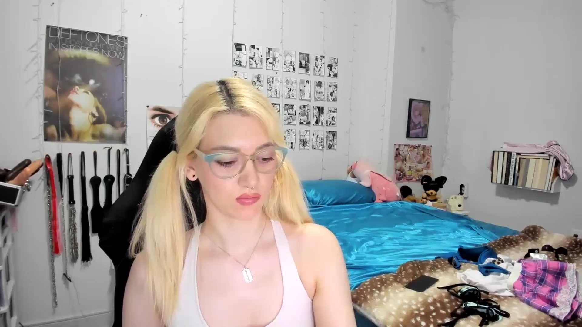 Gallery image thumbnail from AnnaTame's myfreecams stream on, 08/04/2025, 05:27 image 17 of 20