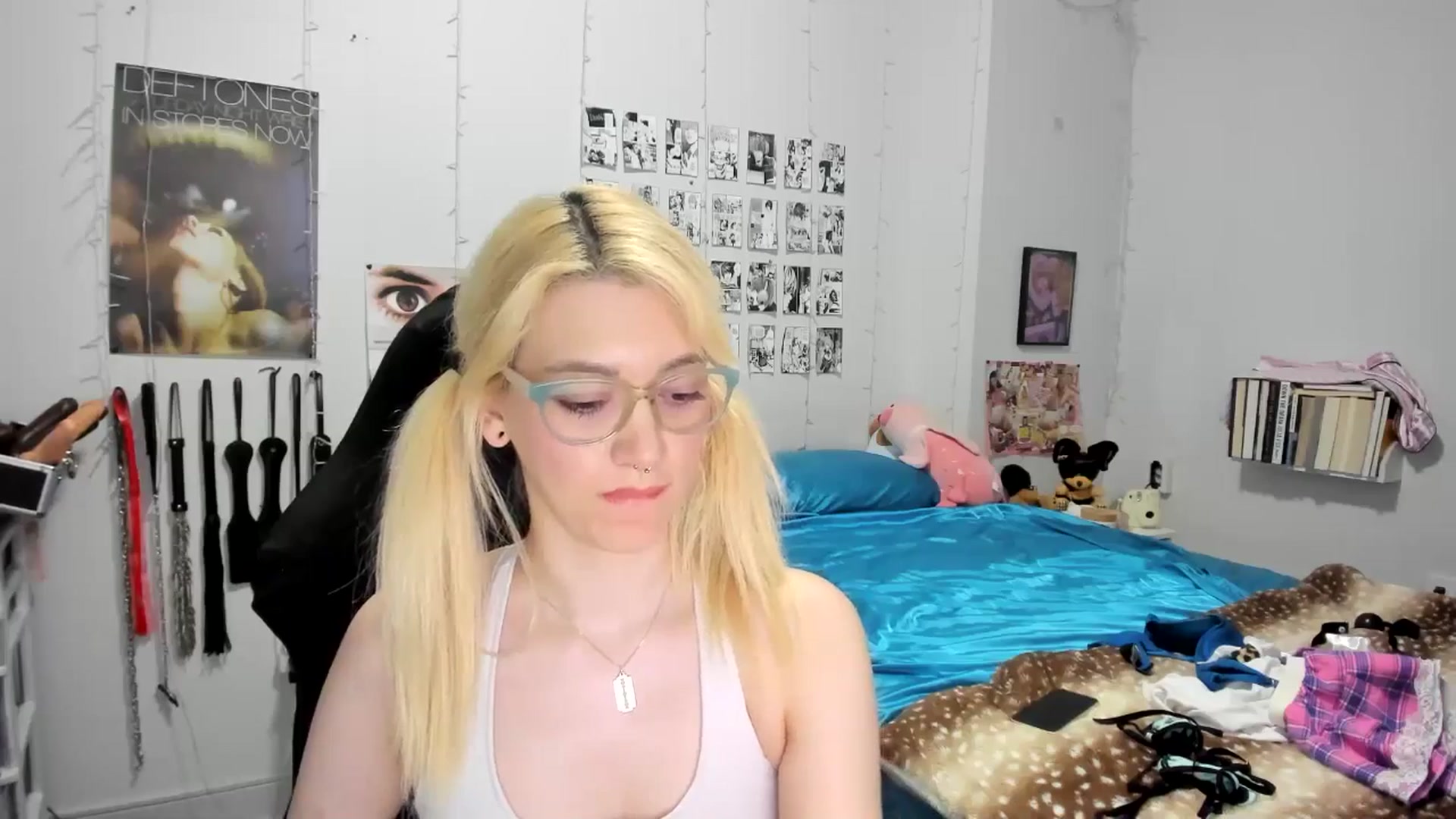 Gallery image thumbnail from AnnaTame's myfreecams stream on, 08/04/2025, 05:27 image 12 of 20