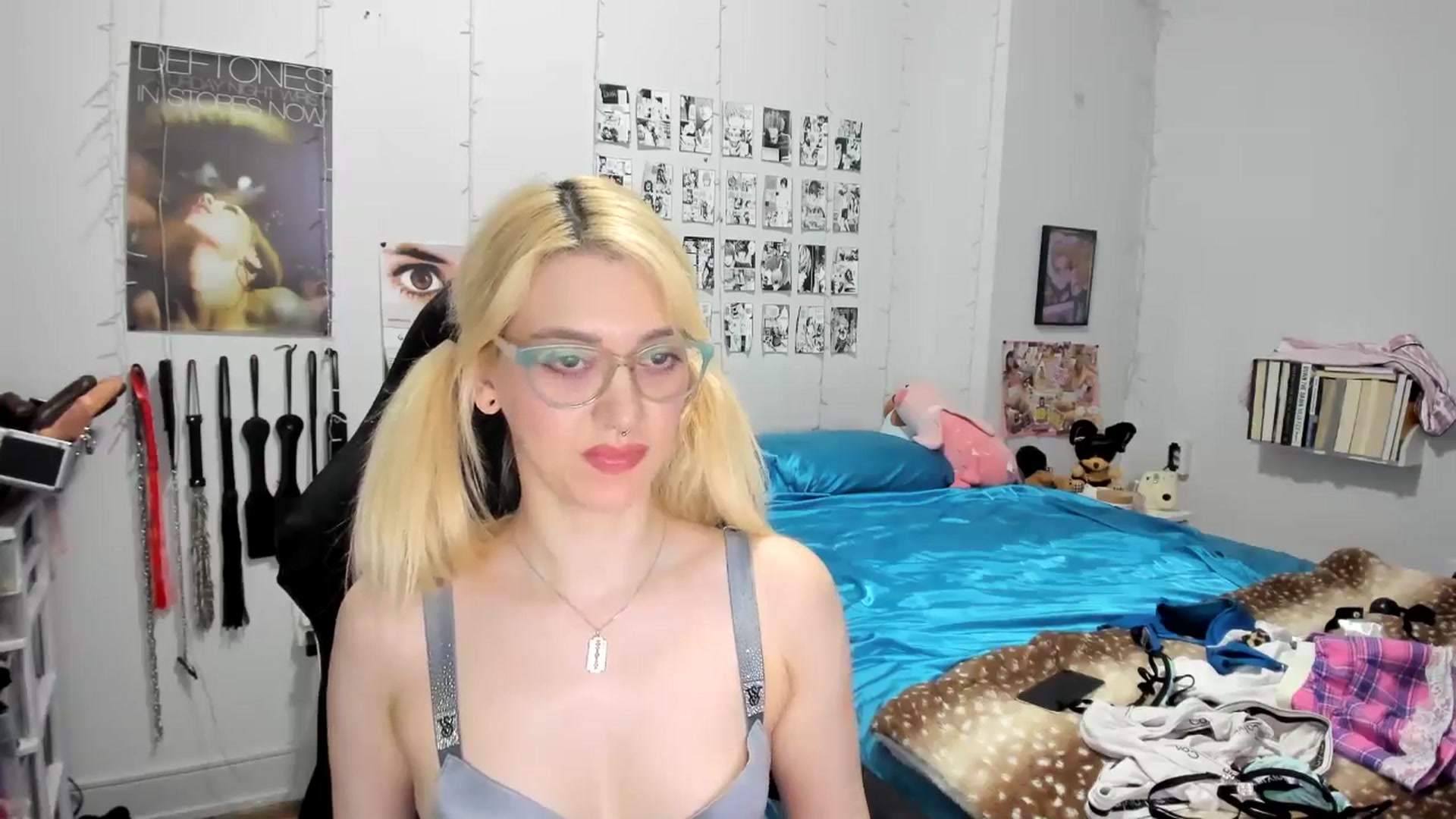 Gallery image thumbnail from AnnaTame's myfreecams stream on, 08/04/2025, 06:16 image 17 of 20