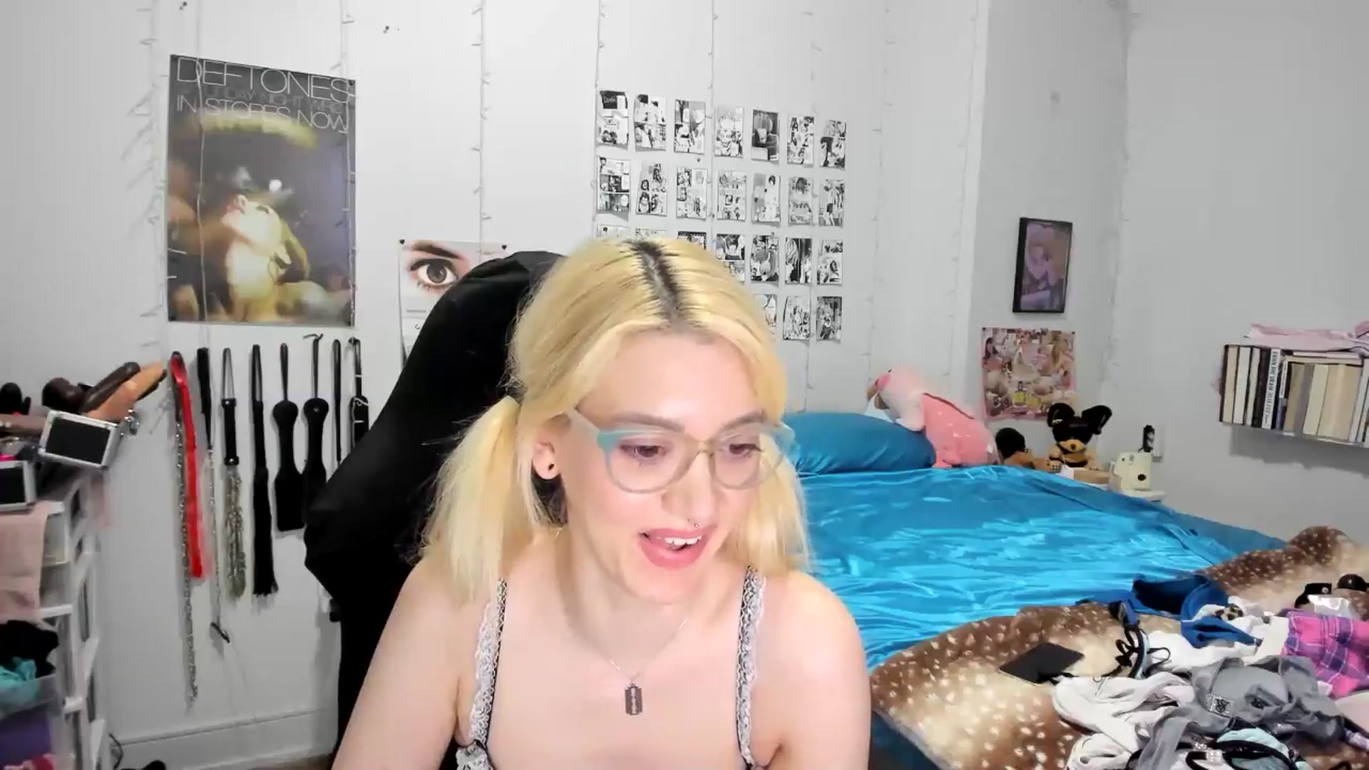 Gallery image thumbnail from AnnaTame's myfreecams stream on, 08/04/2025, 06:53 image 18 of 20