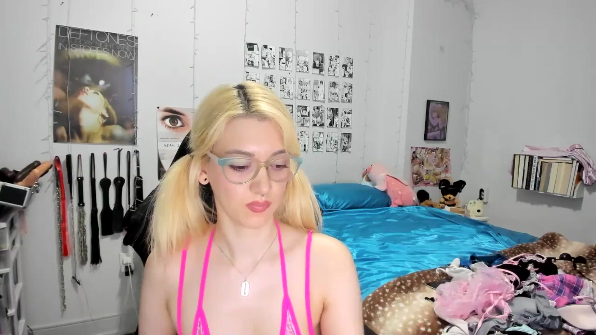 Gallery image thumbnail from AnnaTame's myfreecams stream on, 08/04/2025, 08:52 image 4 of 20