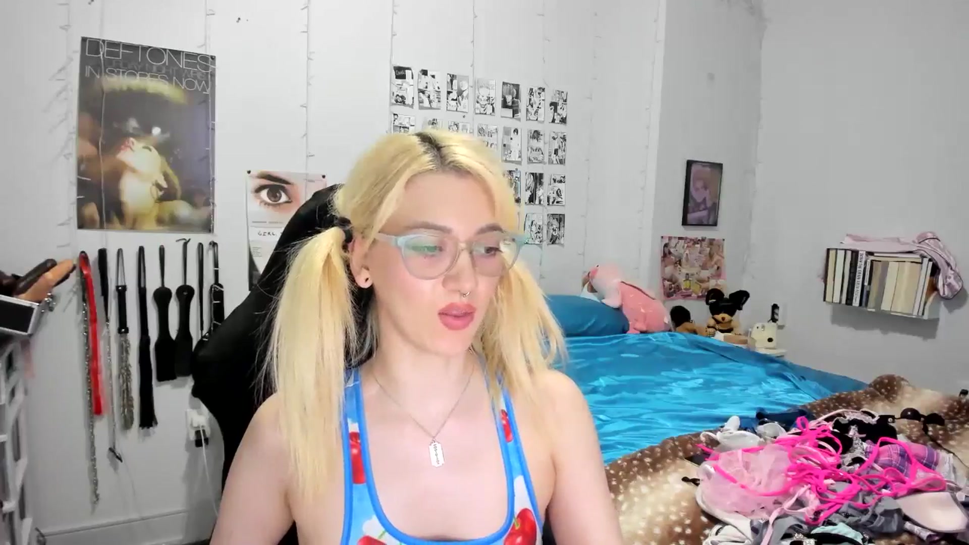 Gallery image thumbnail from AnnaTame's myfreecams stream on, 08/04/2025, 08:52 image 15 of 20