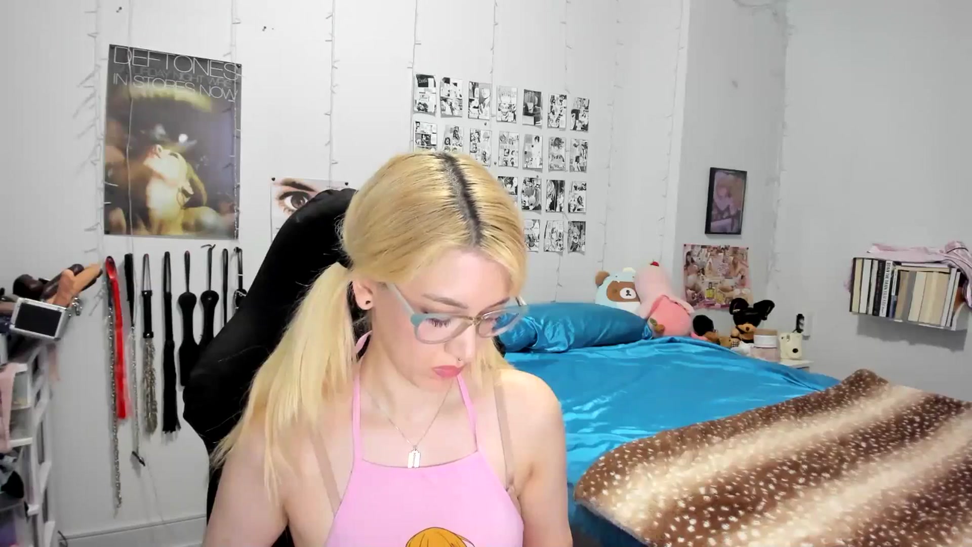 Gallery image thumbnail from AnnaTame's myfreecams stream on, 08/05/2025, 04:36 image 17 of 20