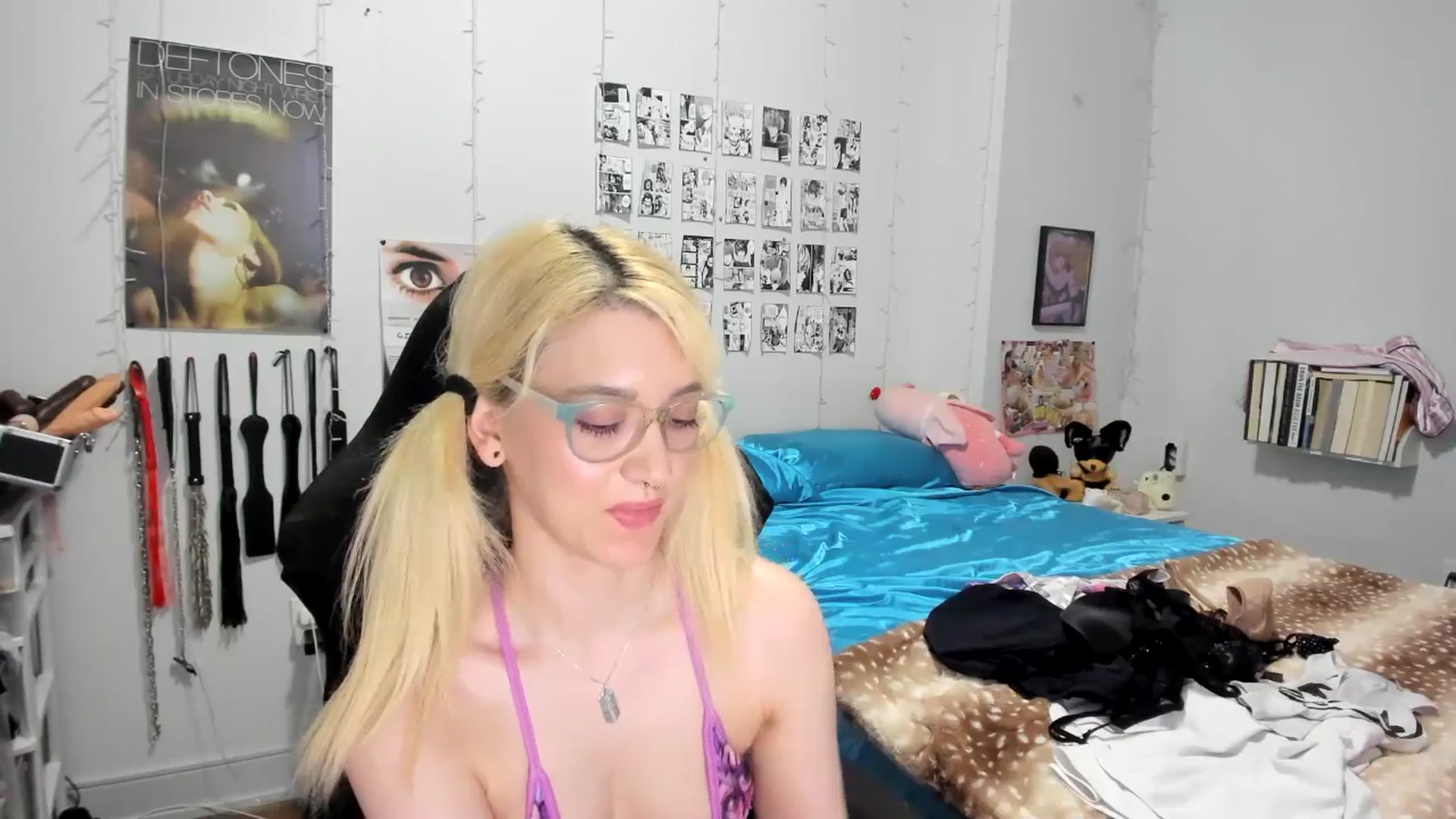 Gallery image thumbnail from AnnaTame's myfreecams stream on, 08/07/2025, 08:05 image 17 of 20