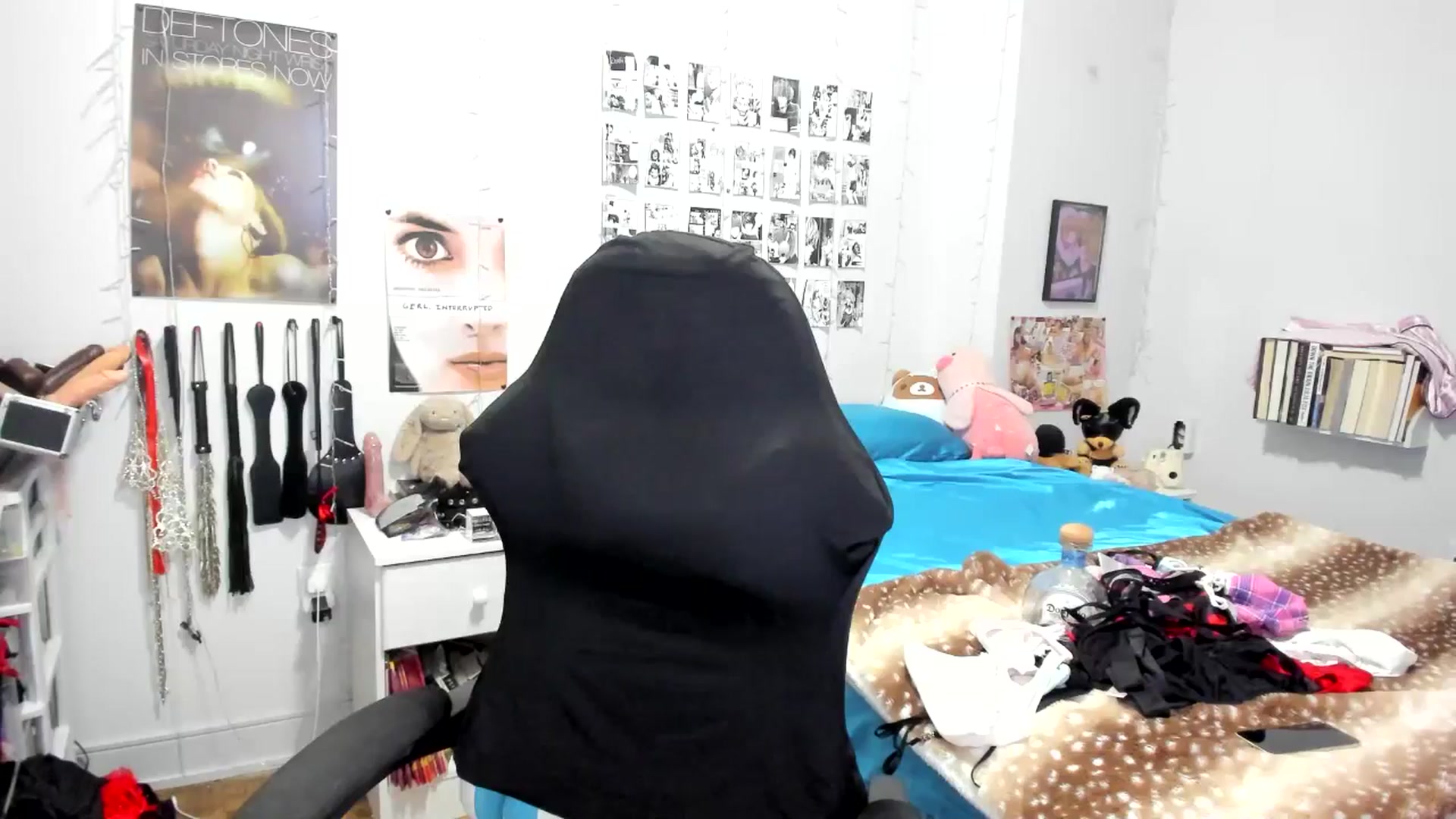 Gallery image thumbnail from AnnaTame's myfreecams stream on, 08/10/2025, 08:35 image 14 of 20