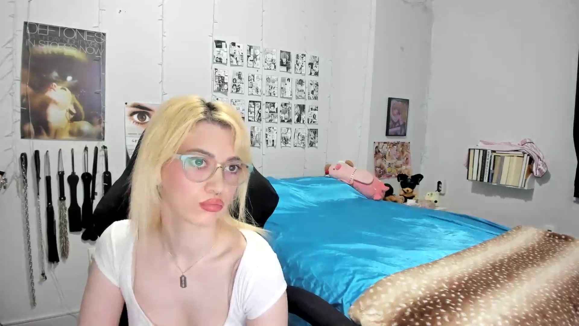 Gallery image thumbnail from AnnaTame's myfreecams stream on, 08/12/2025, 02:51 image 6 of 20
