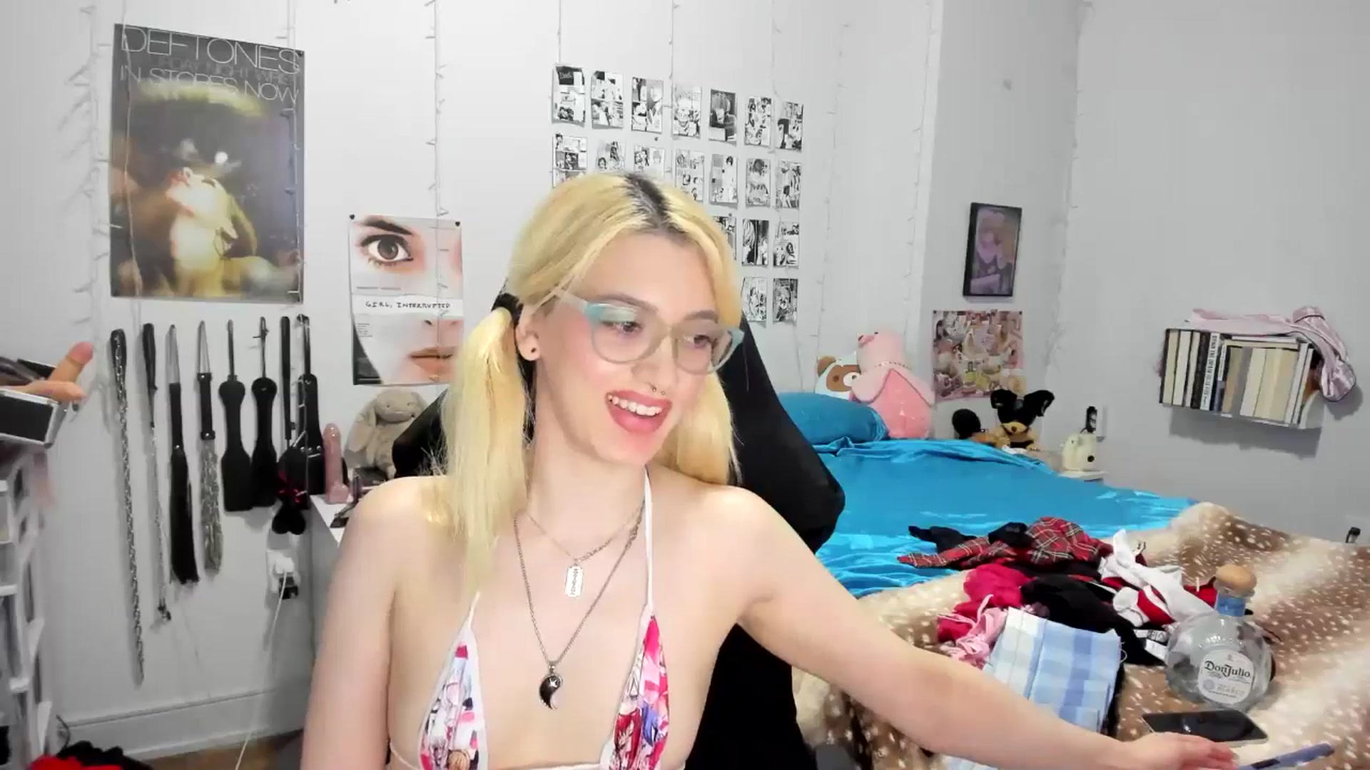 Gallery image thumbnail from AnnaTame's myfreecams stream on, 08/18/2025, 04:12 image 14 of 20