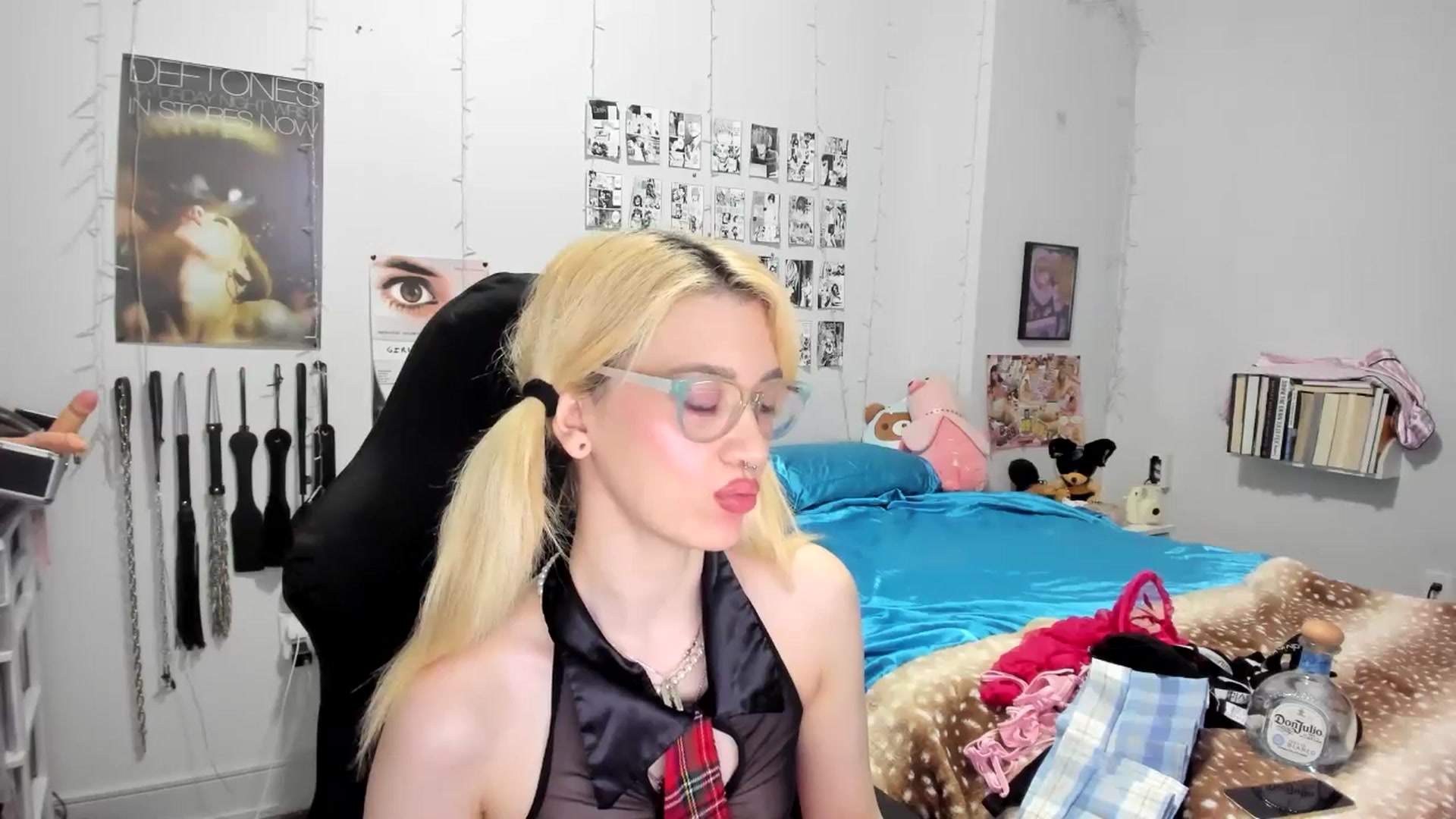 Gallery image thumbnail from AnnaTame's myfreecams stream on, 08/18/2025, 04:12 image 3 of 20