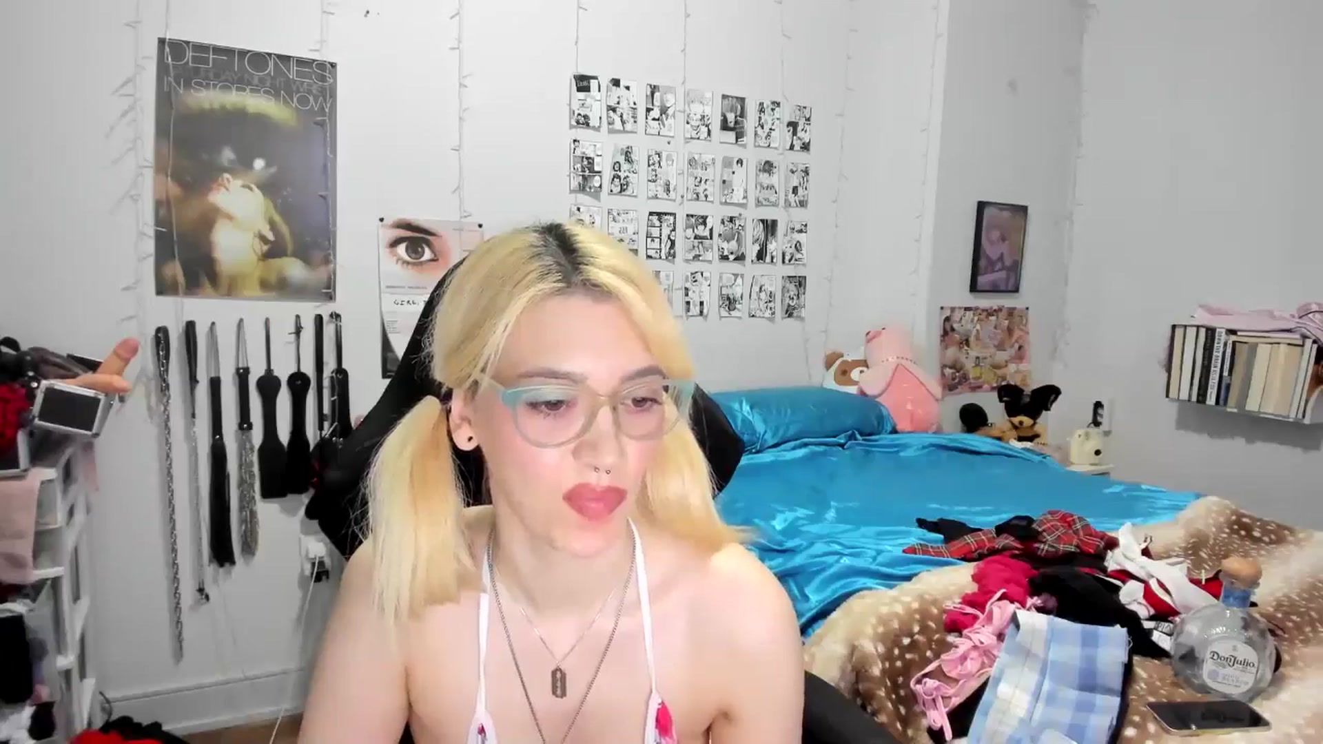 Gallery image thumbnail from AnnaTame's myfreecams stream on, 08/18/2025, 04:12 image 17 of 20