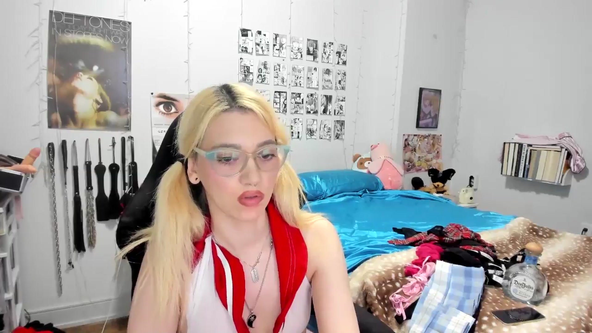 Gallery image thumbnail from AnnaTame's myfreecams stream on, 08/18/2025, 04:12 image 9 of 20