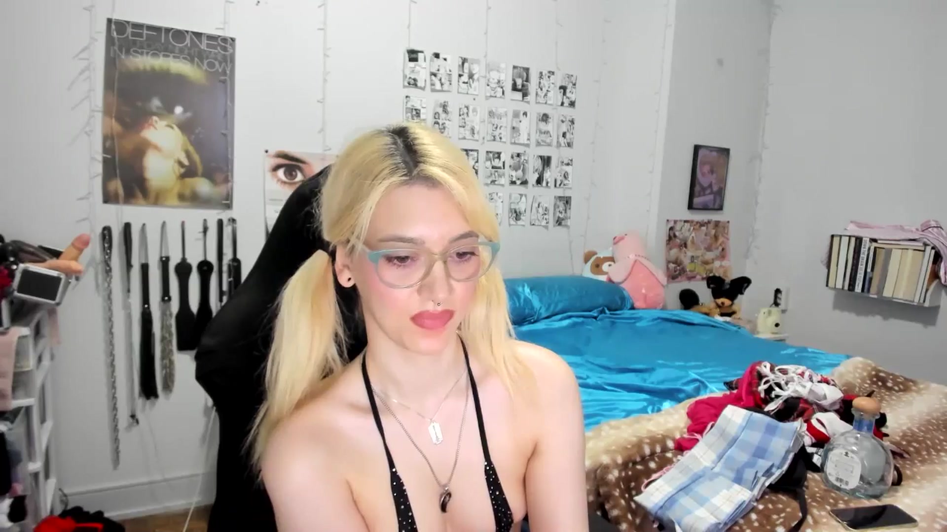 Gallery image thumbnail from AnnaTame's myfreecams stream on, 08/18/2025, 05:38 image 7 of 20