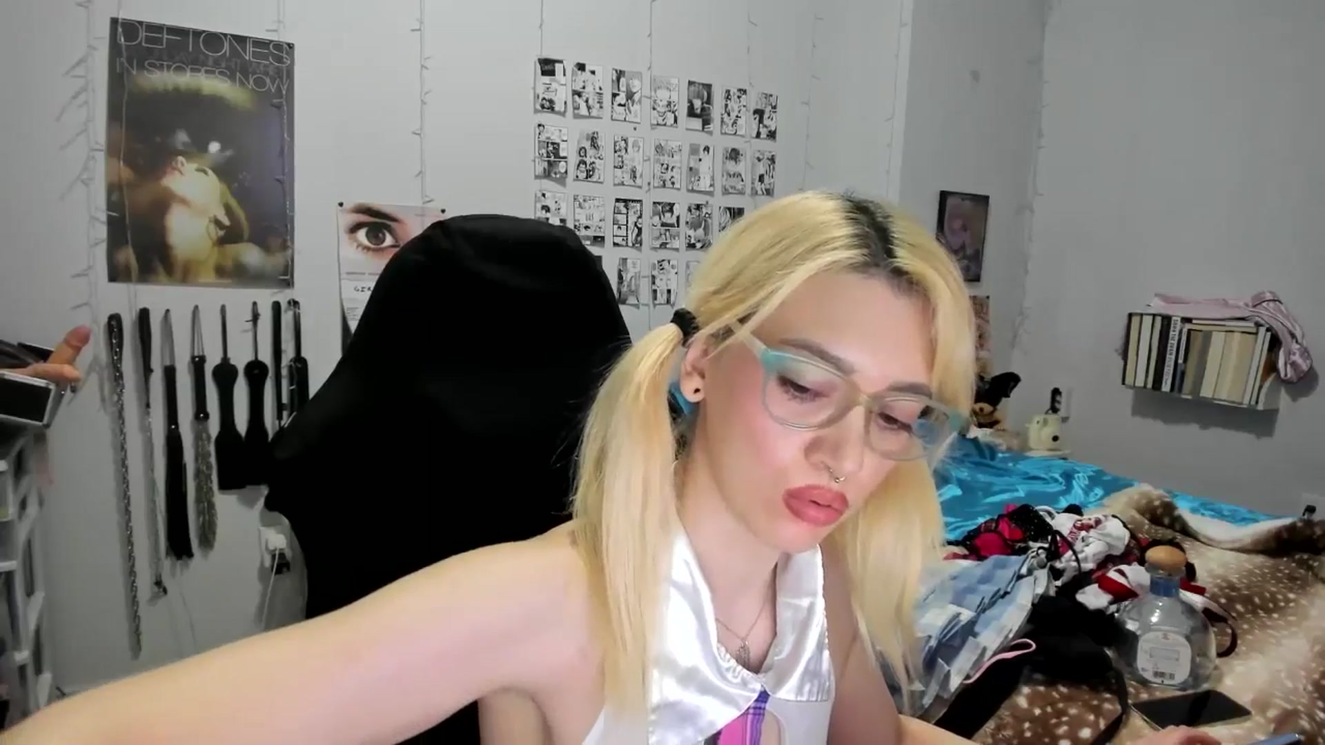 Gallery image thumbnail from AnnaTame's myfreecams stream on, 08/18/2025, 05:38 image 15 of 20