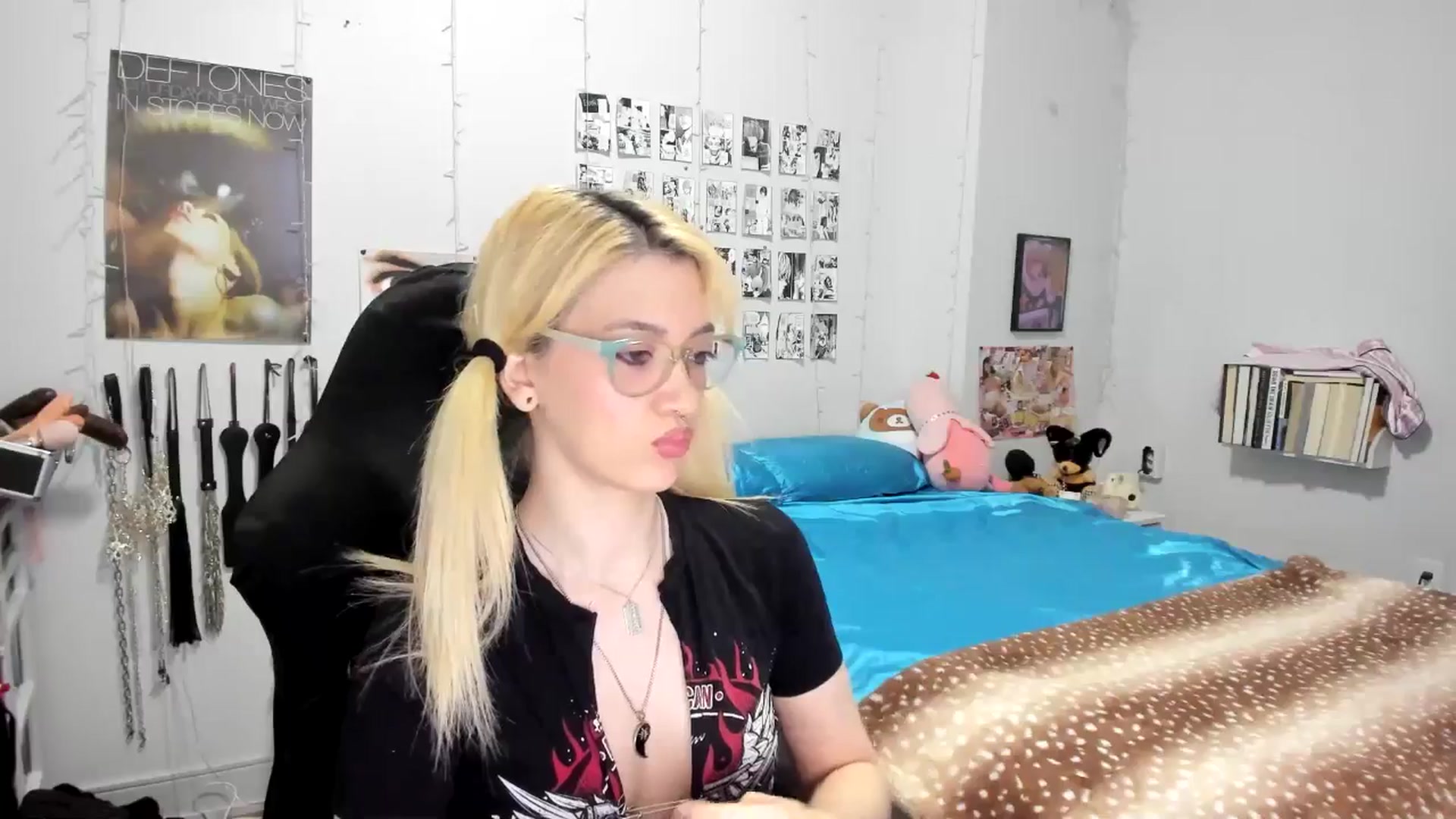 Gallery image thumbnail from AnnaTame's myfreecams stream on, 08/27/2025, 03:00 image 6 of 20