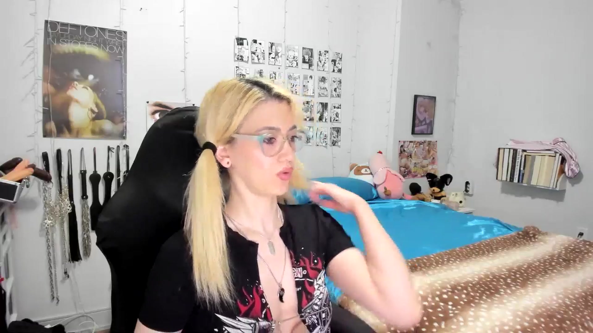 Gallery image thumbnail from AnnaTame's myfreecams stream on, 08/27/2025, 03:45 image 16 of 20