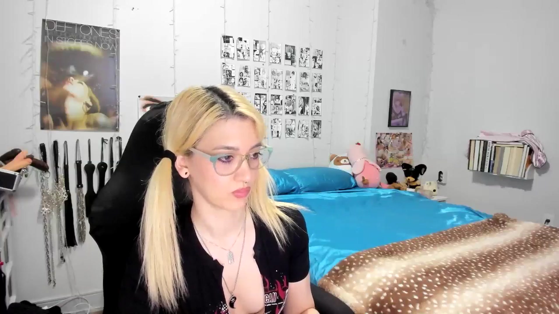 Gallery image thumbnail from AnnaTame's myfreecams stream on, 08/27/2025, 03:45 image 3 of 20