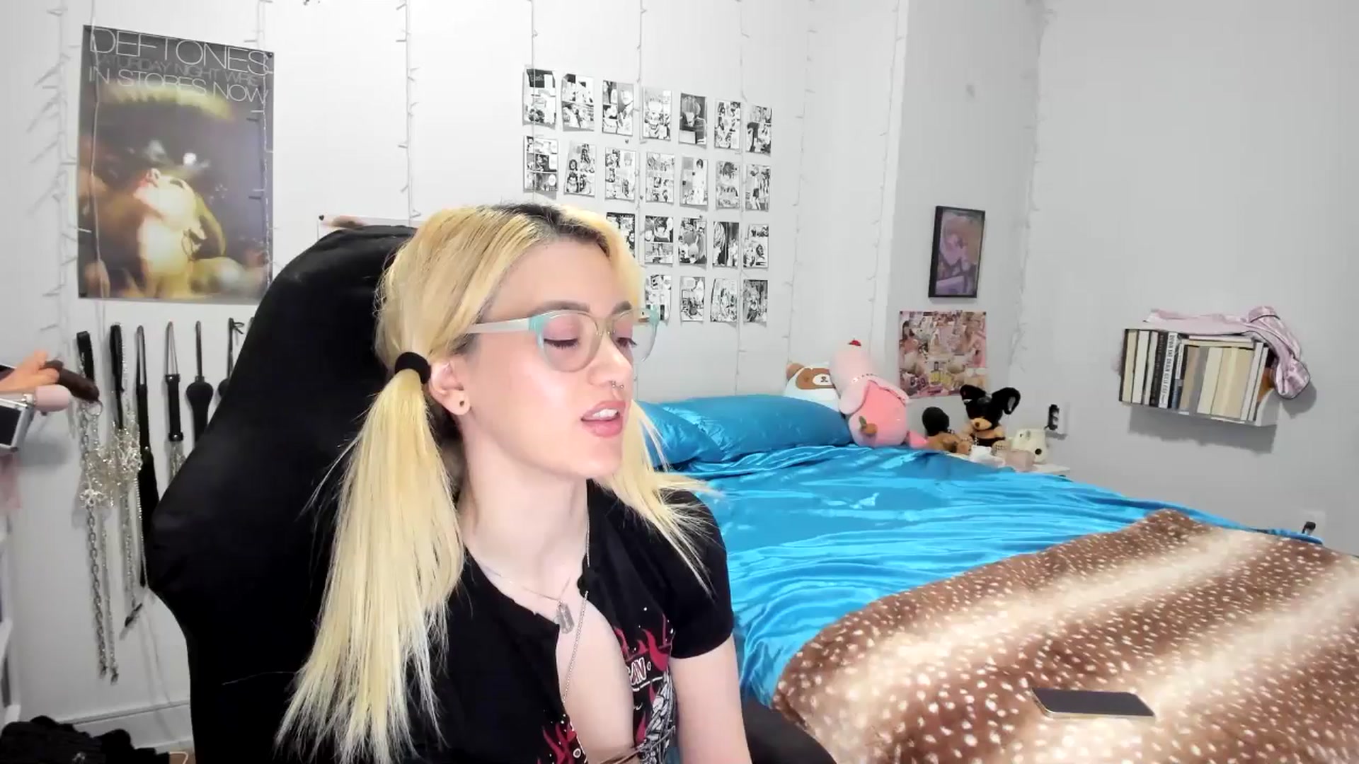 Gallery image thumbnail from AnnaTame's myfreecams stream on, 08/27/2025, 09:48 image 6 of 20