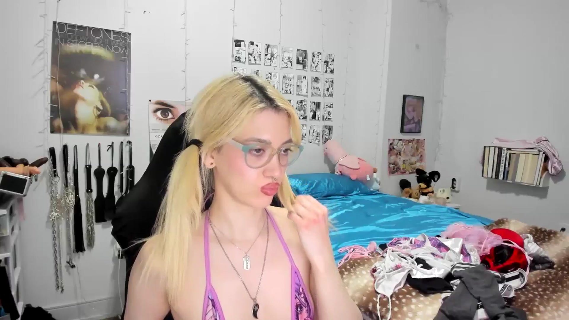 Gallery image thumbnail from AnnaTame's myfreecams stream on, 08/31/2025, 08:22 image 6 of 20