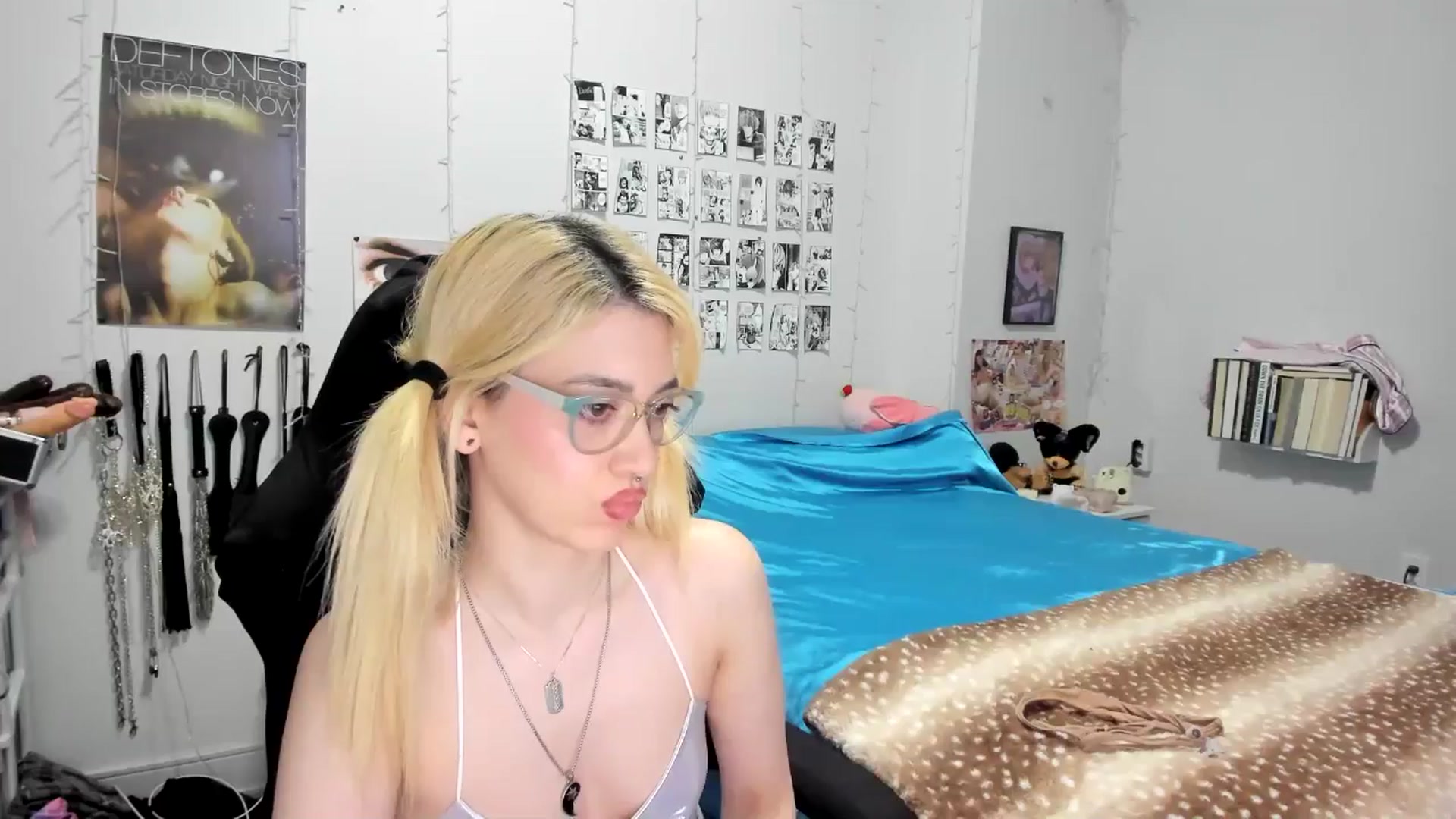 Gallery image thumbnail from AnnaTame's myfreecams stream on, 09/04/2025, 10:28 image 1 of 20