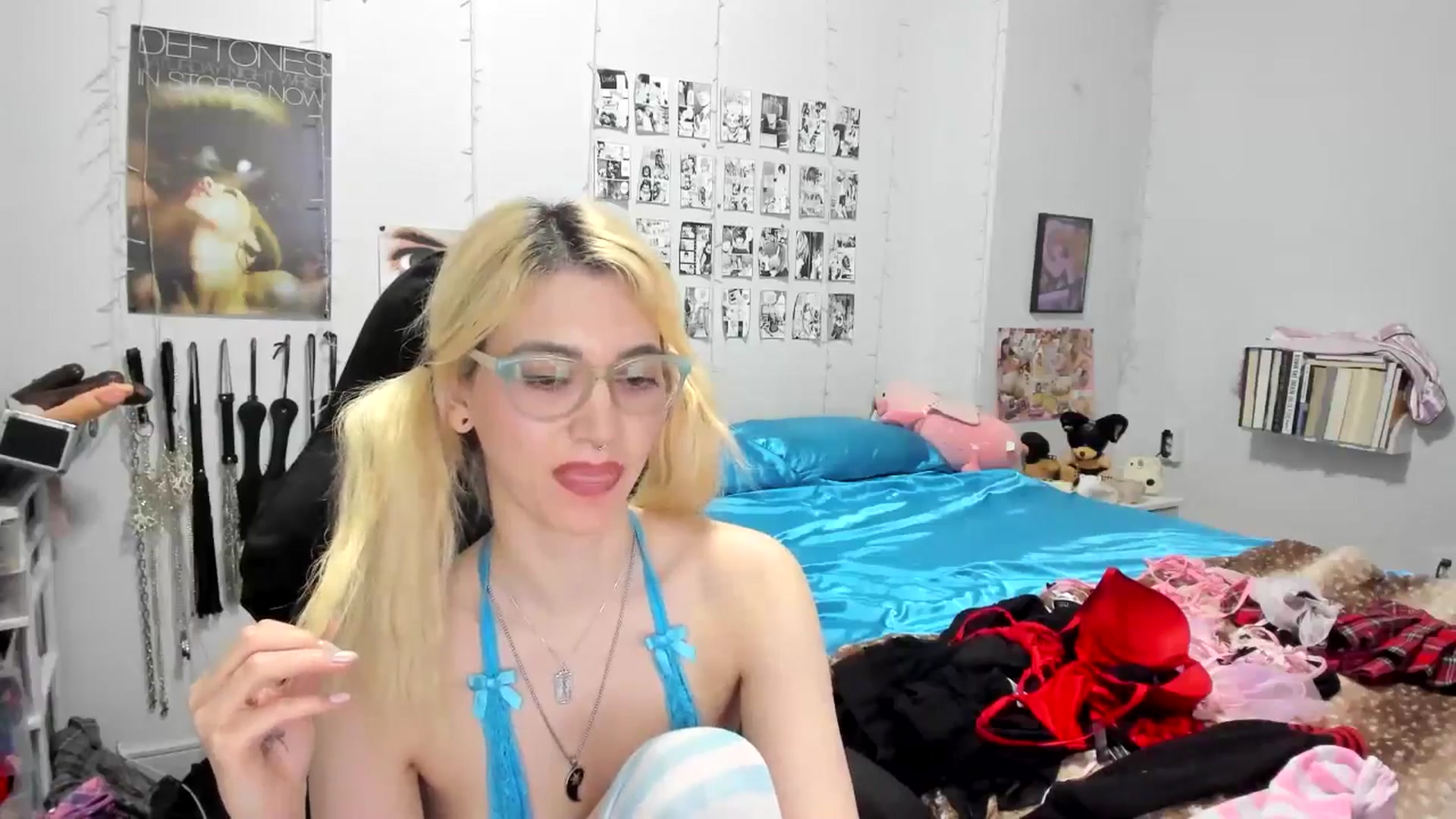 Gallery image thumbnail from AnnaTame's myfreecams stream on, 09/05/2025, 09:52 image 9 of 20