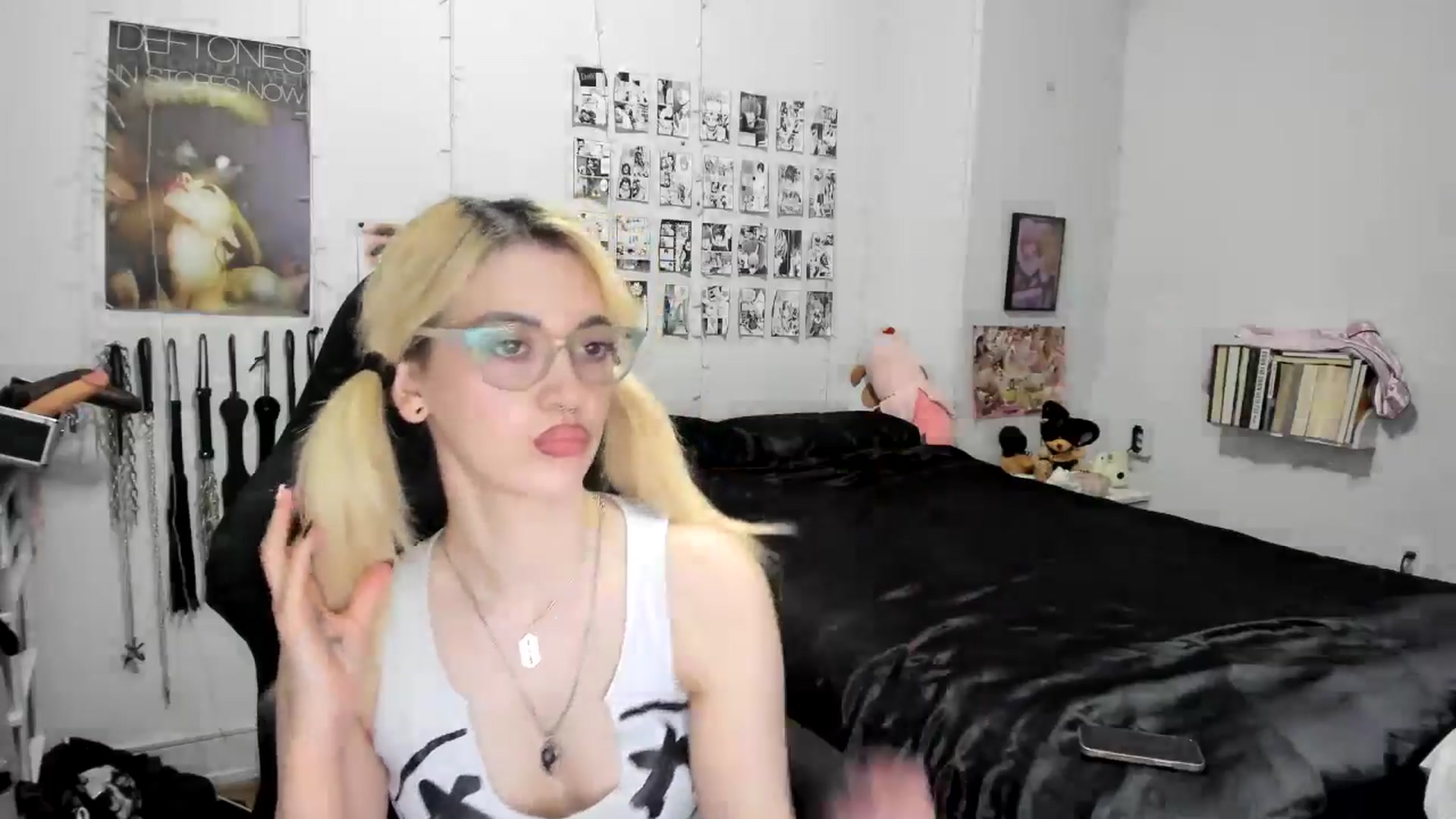 Gallery image thumbnail from AnnaTame's myfreecams stream on, 09/18/2025, 10:00 image 10 of 20