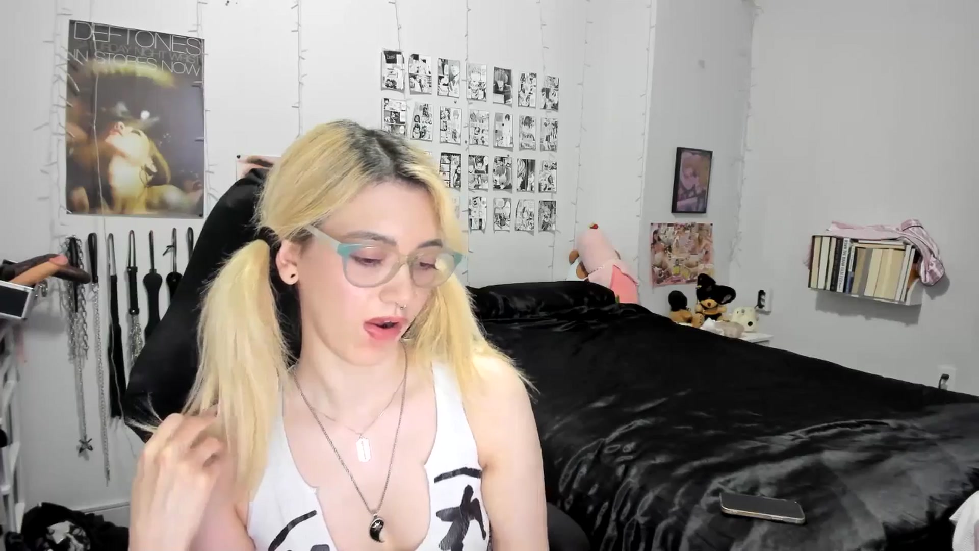 Gallery image thumbnail from AnnaTame's myfreecams stream on, 09/18/2025, 10:00 image 4 of 20