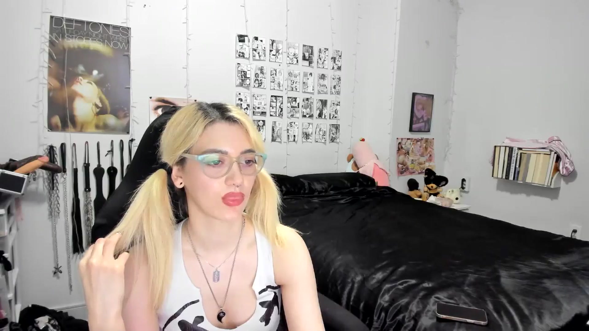 Gallery image thumbnail from AnnaTame's myfreecams stream on, 09/18/2025, 10:00 image 20 of 20