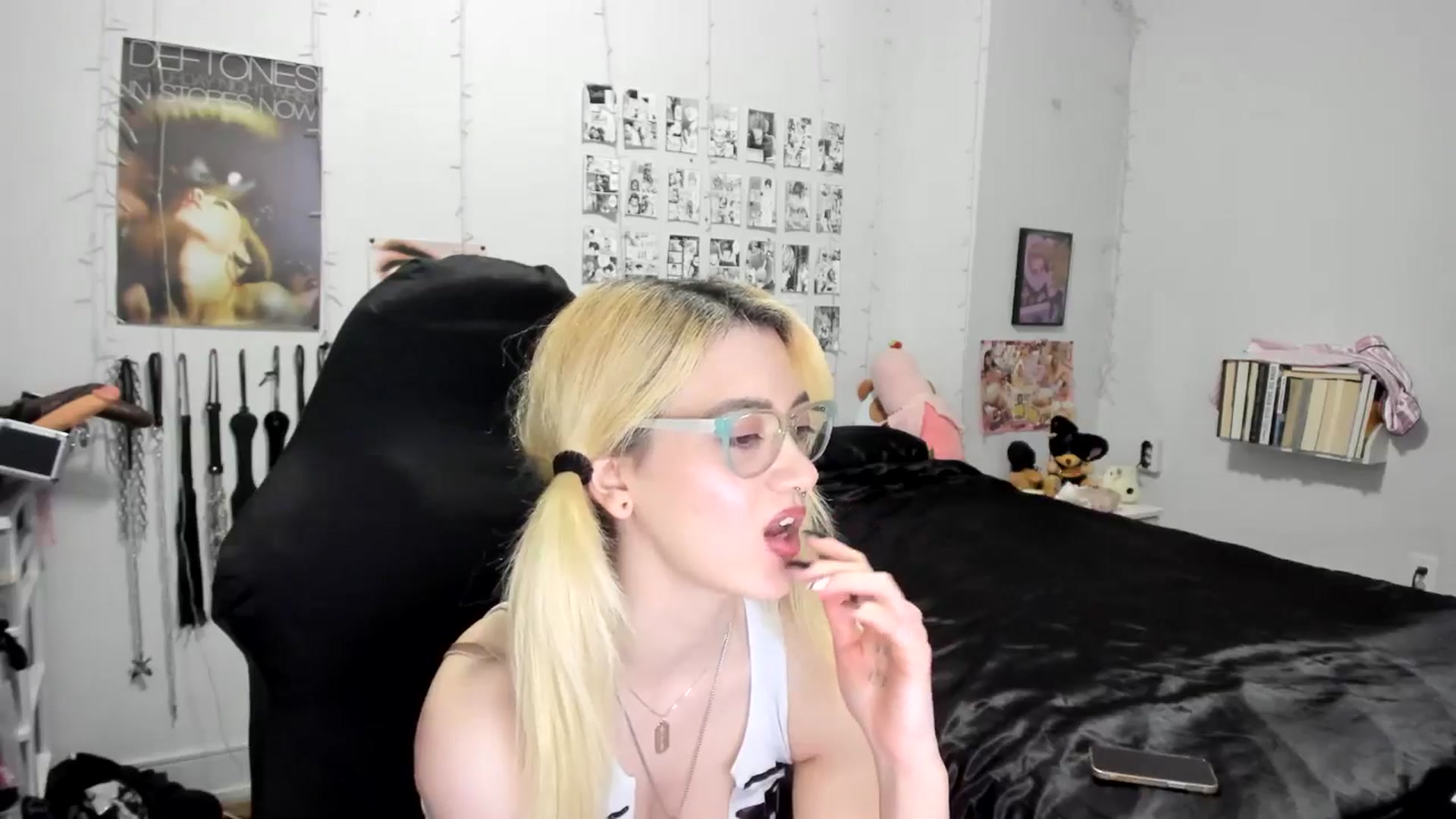 Gallery image thumbnail from AnnaTame's myfreecams stream on, 09/18/2025, 10:00 image 16 of 20